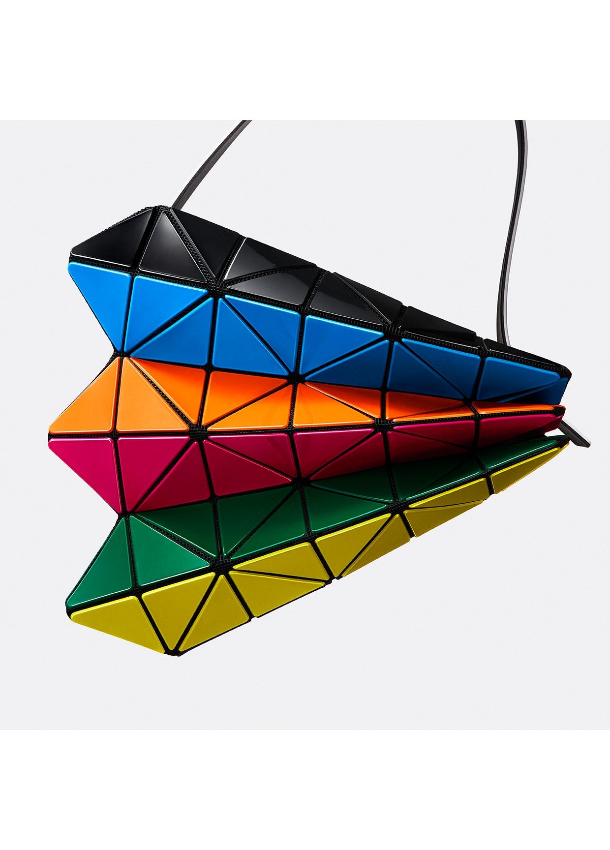 BAO BAO ISSEY MIYAKE LOOK 01 – isseymiyake.com BAO BAO ISSEY MIYAKE LOOK 01 – isseymiyake.com