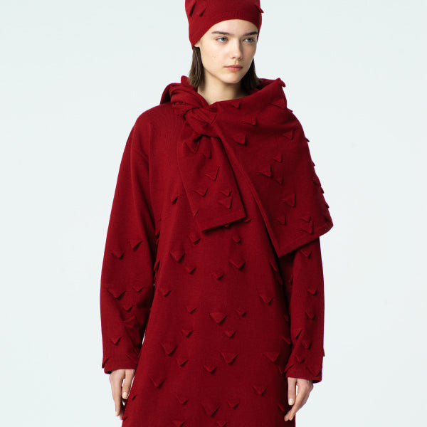 アイテムのご紹介「3D△ KNIT」 – isseymiyake.com