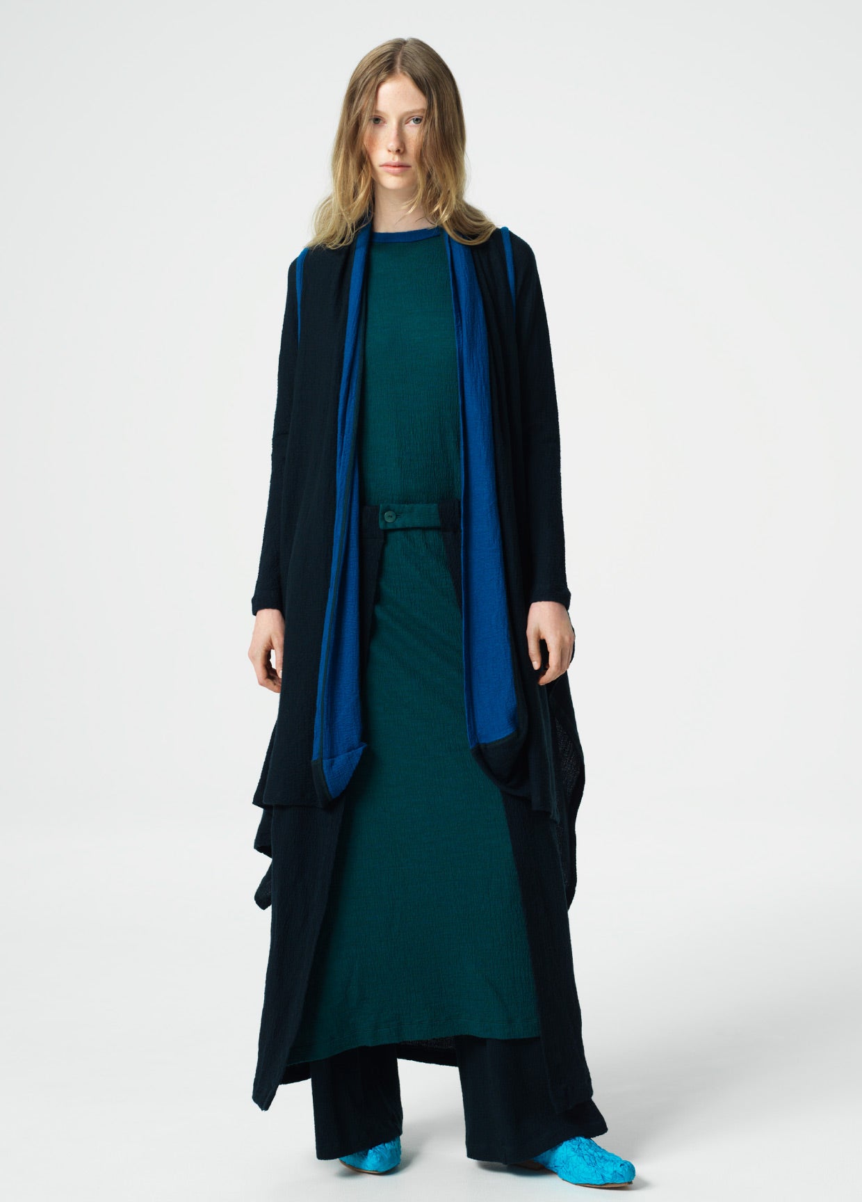 ＊タグ付き新品＊ISSEY MIYAKE HaaT 変形ドレープトップス ジレ NEW COLORFUL BASICS 4 – isseymiyake.com