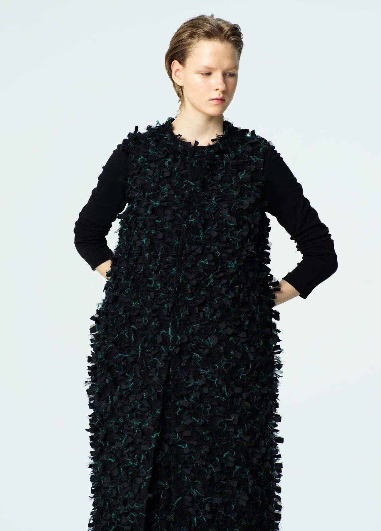 HaaT LOOK 44 – isseymiyake.com