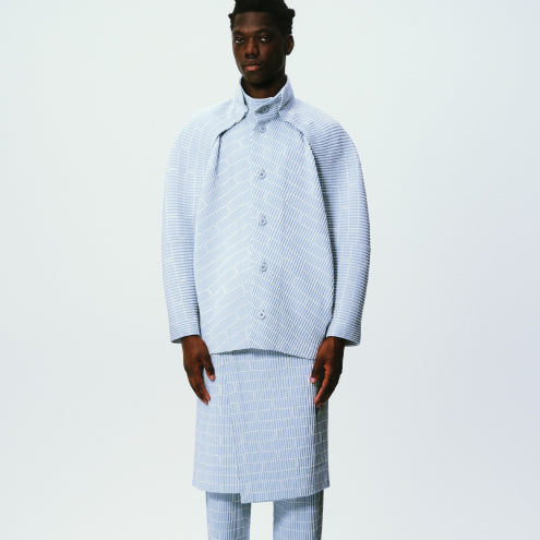 アイテムのご紹介「EMBROIDERY PLEATS」 – isseymiyake.com
