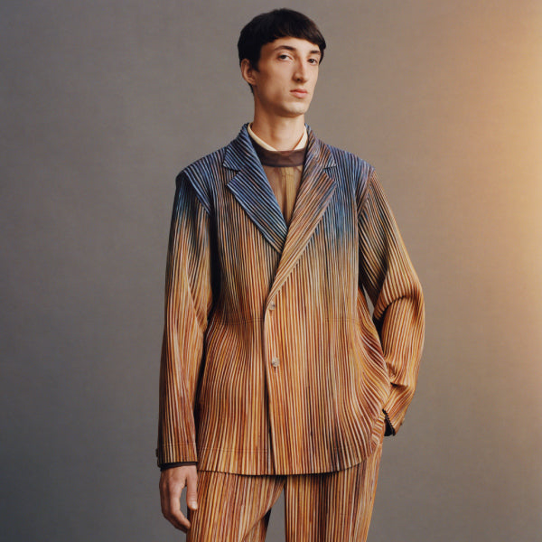 アイテムのご紹介「PAINT BRUSH CLOSE-UP」 – isseymiyake.com