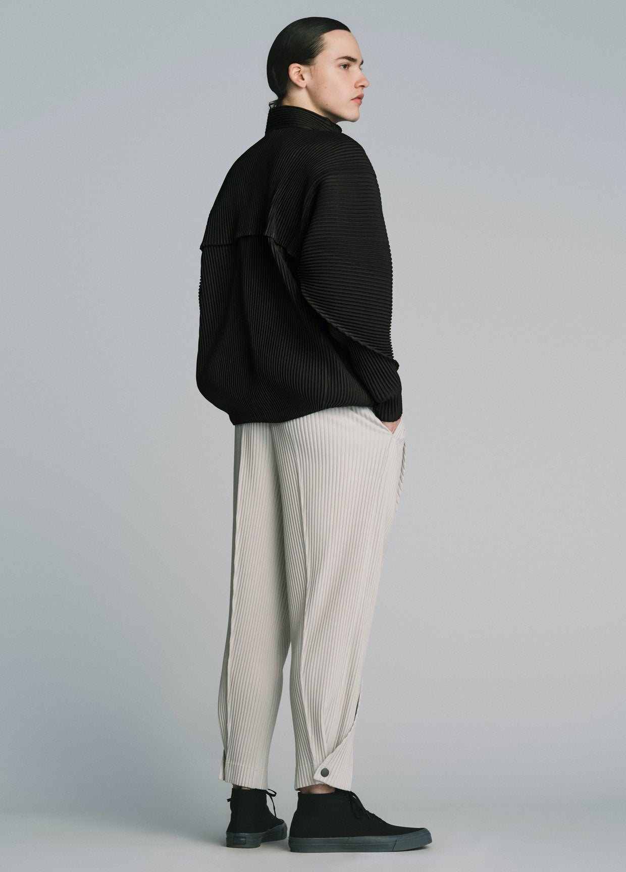 HOMME PLISSÉ ISSEY MIYAKE AUTUMN WINTER 2022/23 コレクション07