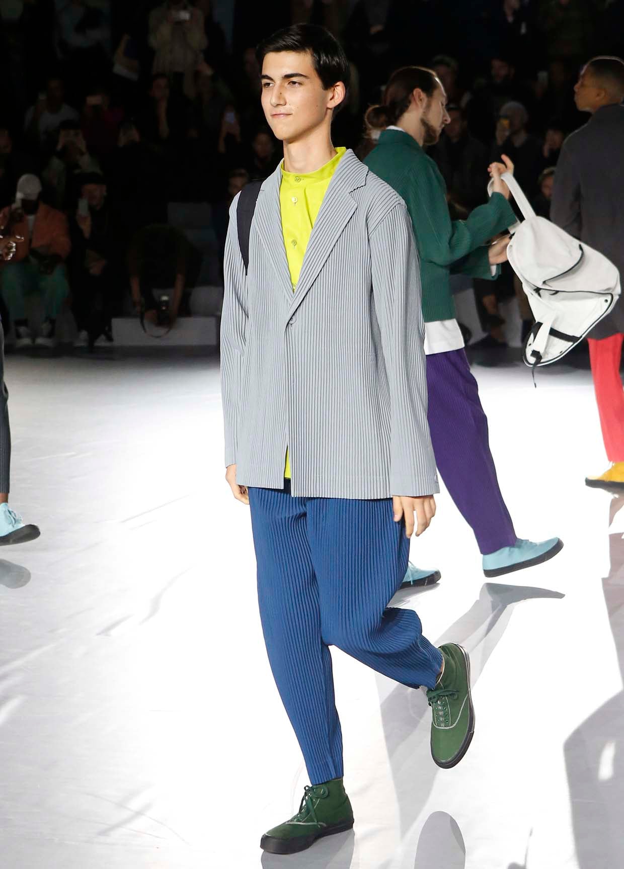 HOMME PLISSÉ ISSEY MIYAKE AUTUMN WINTER 20/21 コレクション06