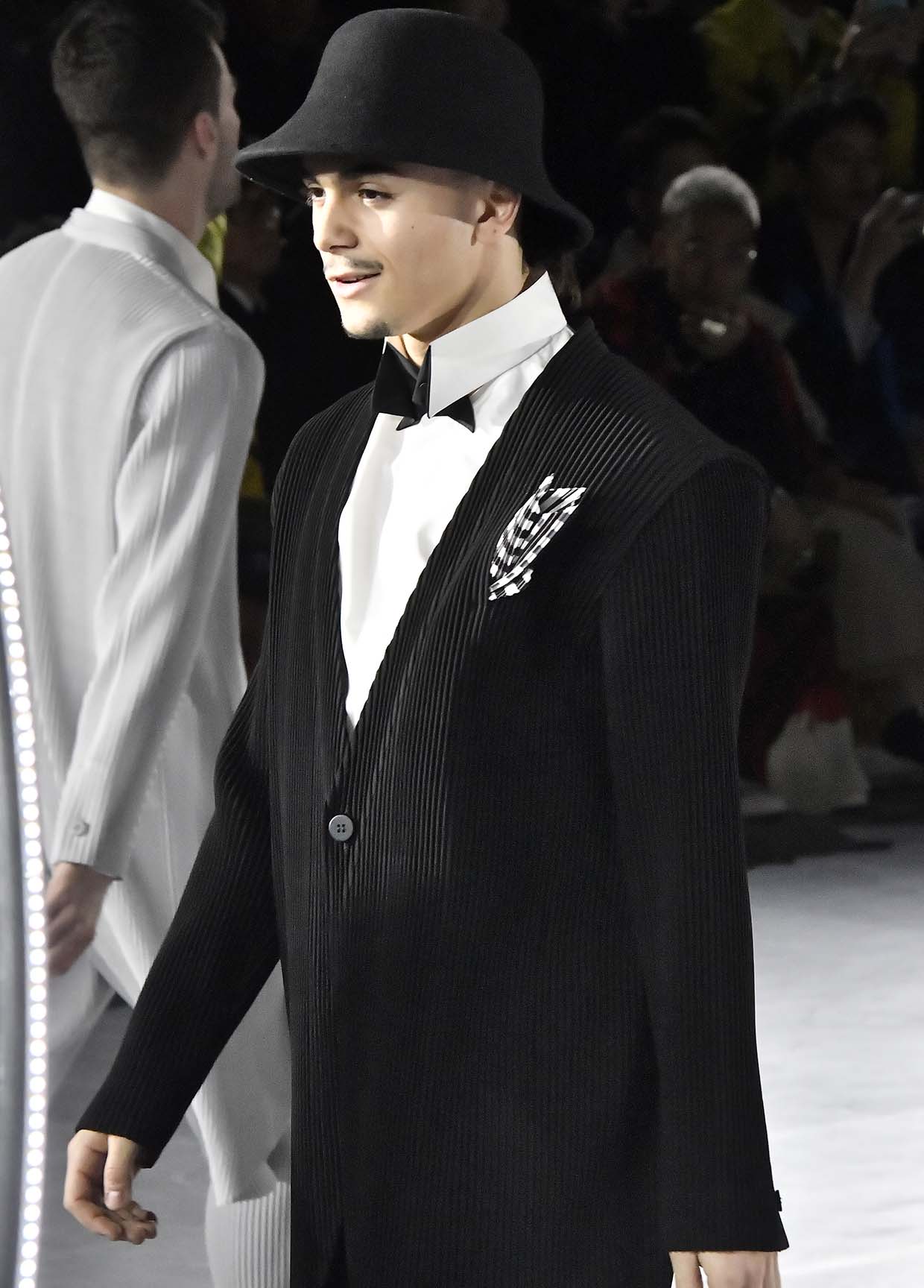 HOMME PLISSÉ ISSEY MIYAKE AUTUMN WINTER 20/21 コレクション46