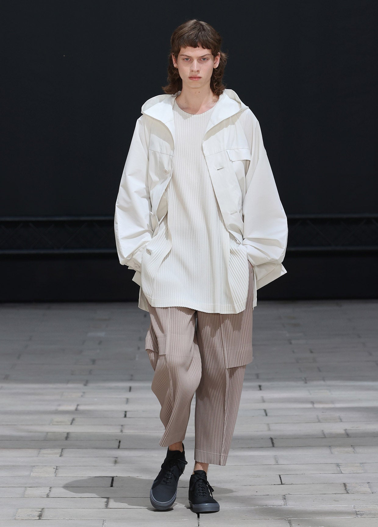23ss HOMME PLISSÉ cargo セットアップ HOMME PLISSÉ ISSEY MIYAKE SPRING SUMMER 2023 コレクション09