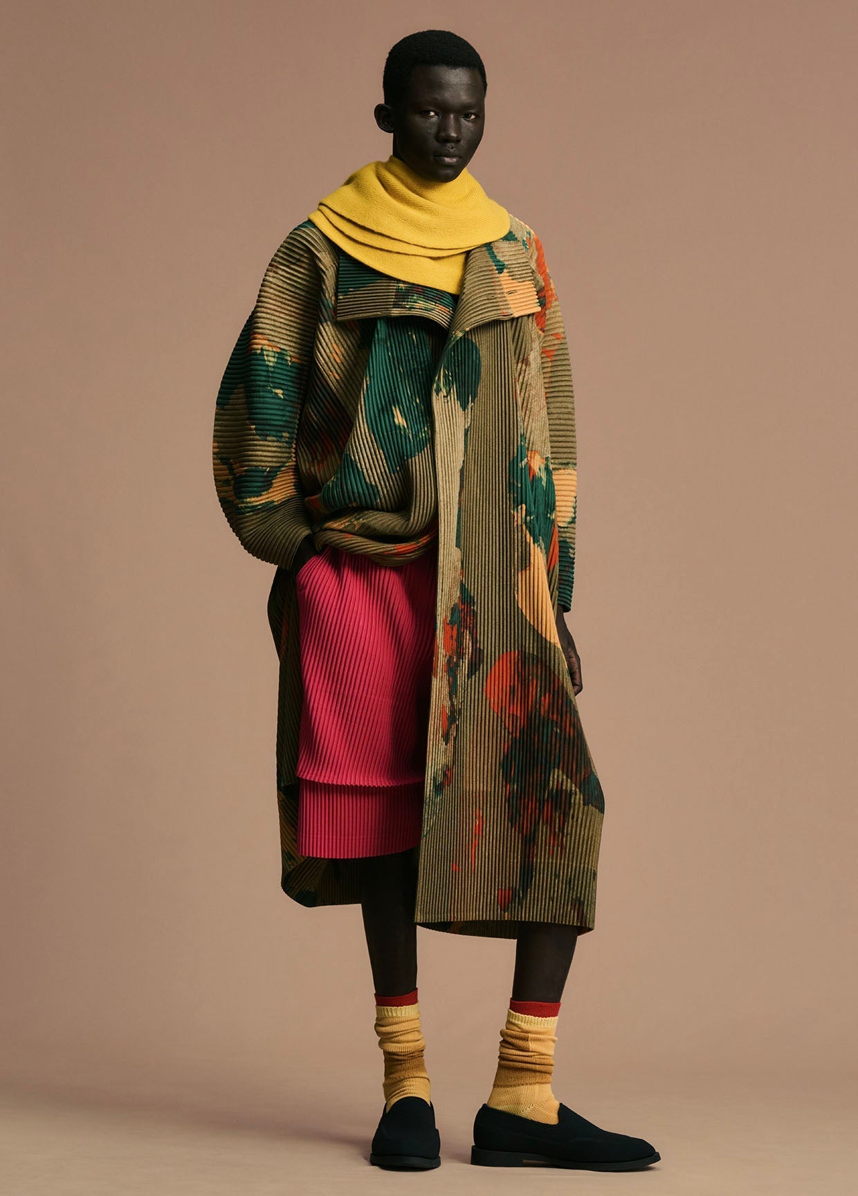 ISSEY MIYAKE  PLISSE 新作　新品未使用 HOMME PLISSÉ ISSEY MIYAKE LOOK 31 – isseymiyake.com