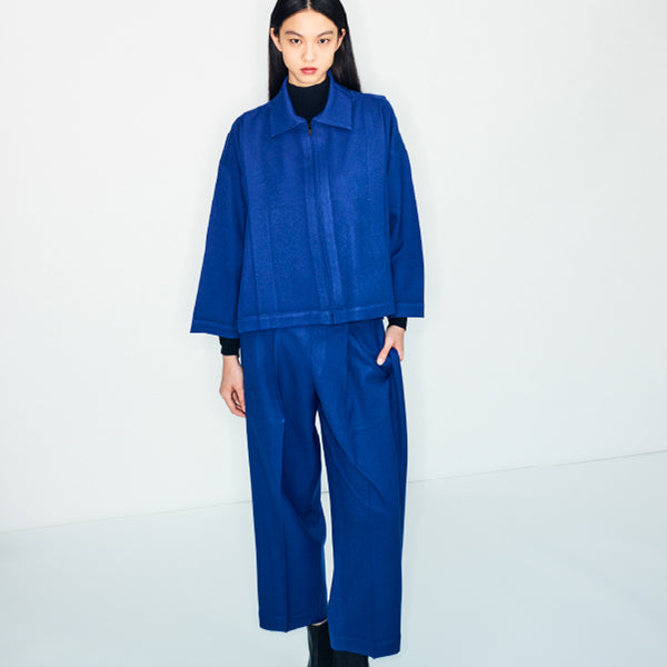 アイテムのご紹介「WOOL LIKE FLAT TUCK」 – isseymiyake.com