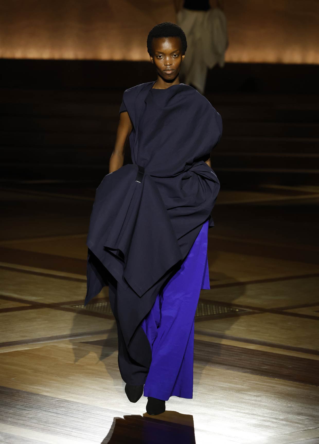ISSEY MIYAKE AUTUMN WINTER 2024/25 コレクション 07 ISSEY MIYAKE AUTUMN WINTER 2024/25 コレクション 07