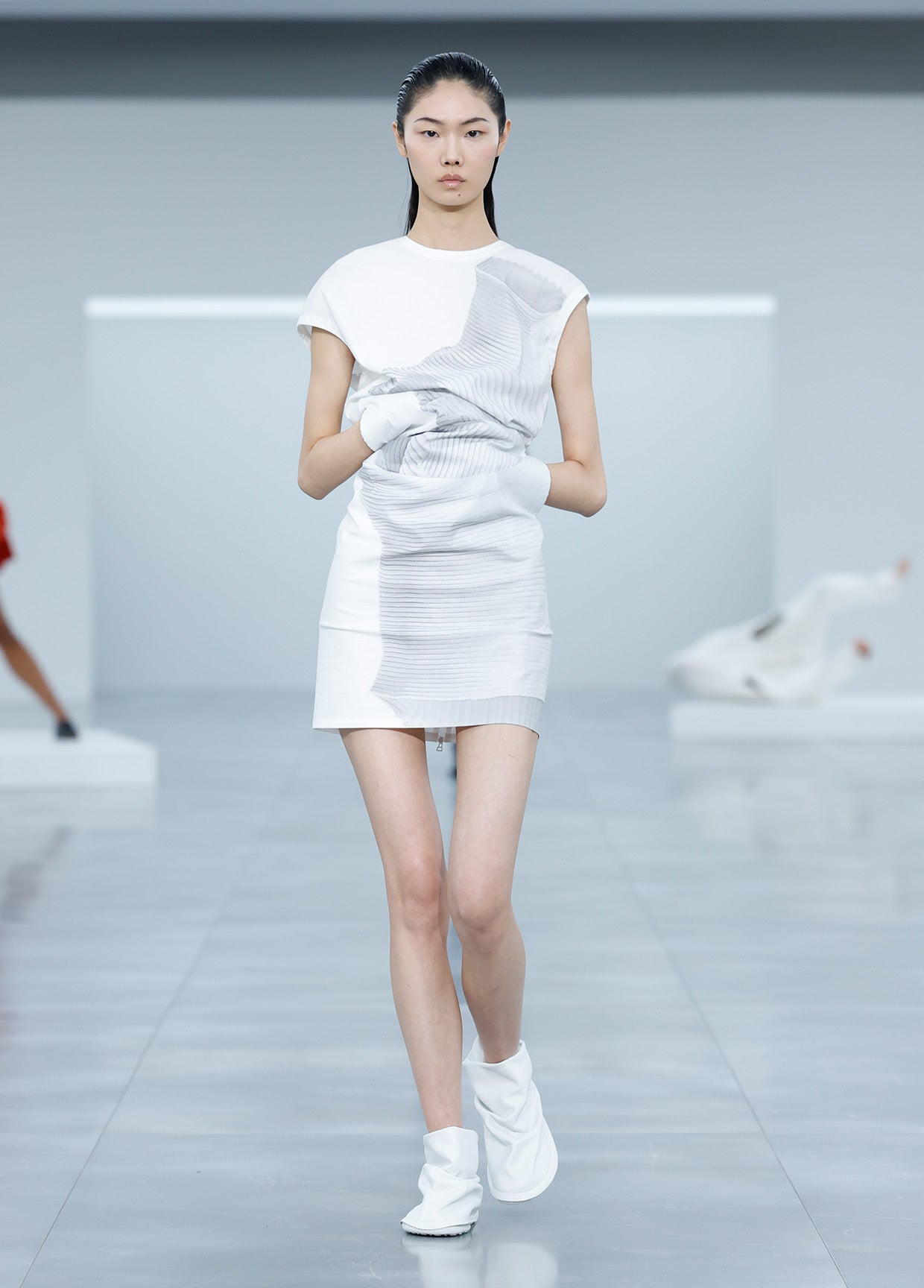 ISSEY MIYAKE AUTUMN WINTER 2025/26 コレクション 05 – isseymiyake.com