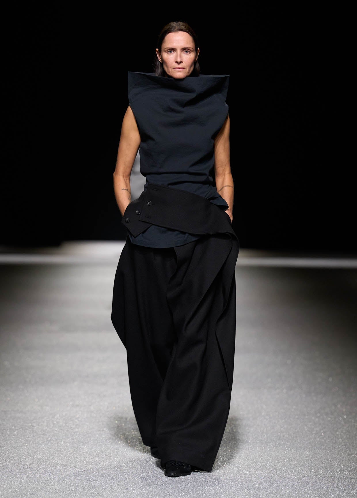 ISSEY MIYAKE AUTUMN WINTER 2026/27 コレクション 05 – isseymiyake.com