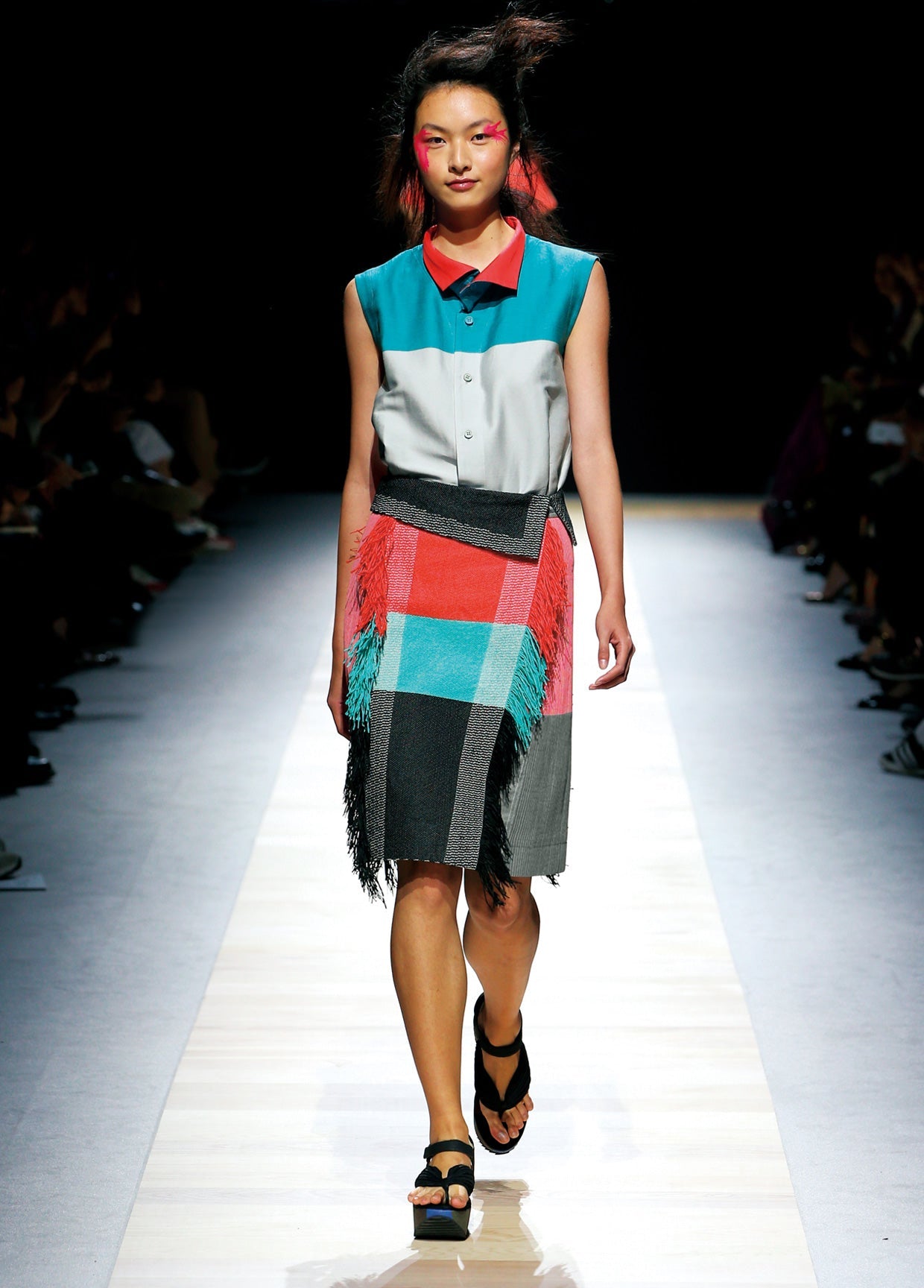 ISSEY MIYAKE SPRING SUMMER 2016 コレクション04 – isseymiyake.com