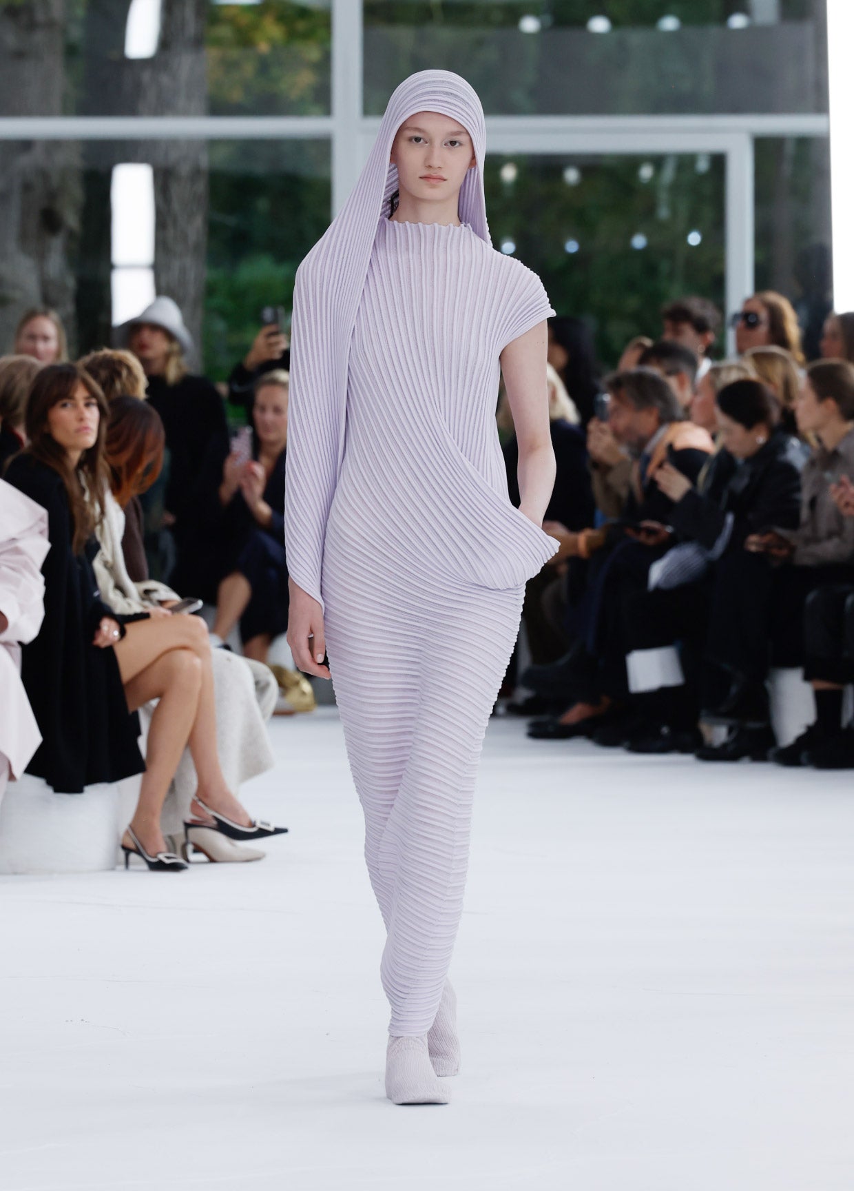 ISSEY MIYAKE SPRING SUMMER 2025 コレクション 23
