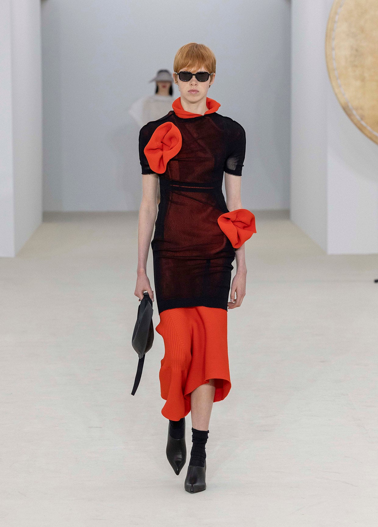 カイリージェンナー着用！ISSEY MIYAKE トップス ISSEY MIYAKE SPRING SUMMER 2026 コレクション 15 – isseymiyake.com