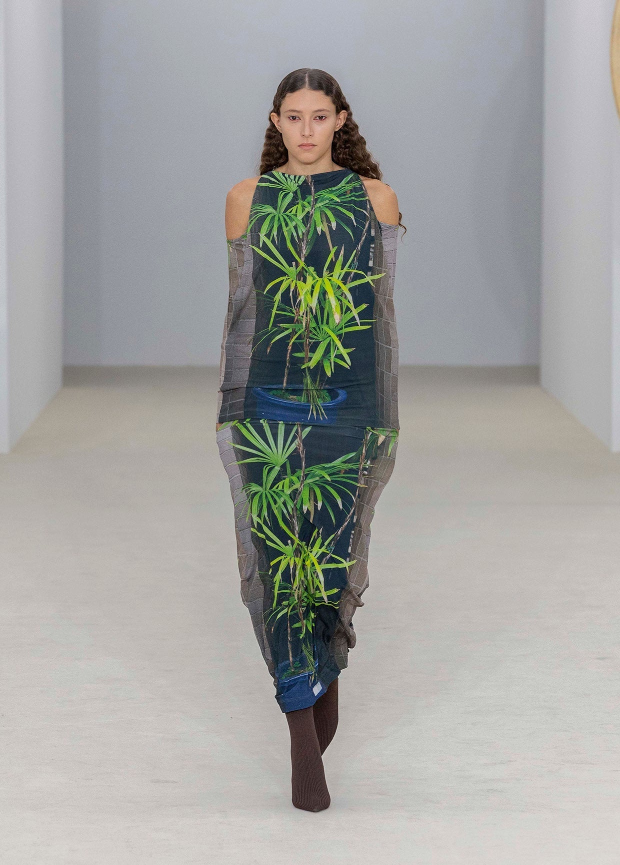 【未使用】ISSEY MIYAKE コレクション　完売　スカート ISSEY MIYAKE SPRING SUMMER 2026 コレクション 40