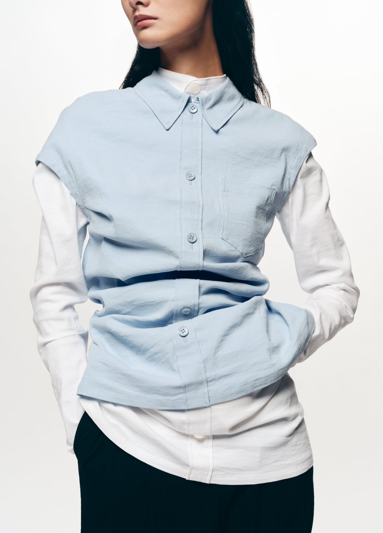 me ISSEYMIYAKETシャツ ISSEY MIYAKE LOOK 05 – isseymiyake.com