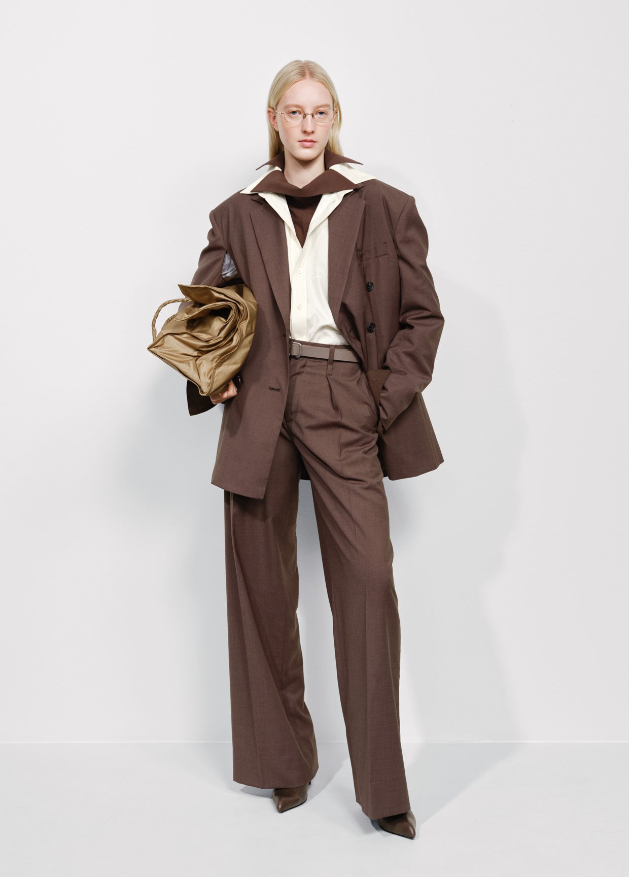 ISSEY MIYAKE LOOK 18 – isseymiyake.com