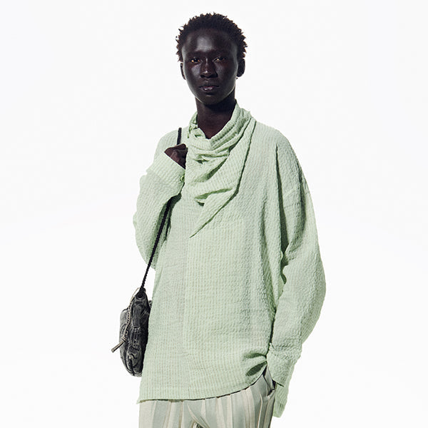 アイテムのご紹介「STRIPE LINEN SHRINK」 – isseymiyake.com
