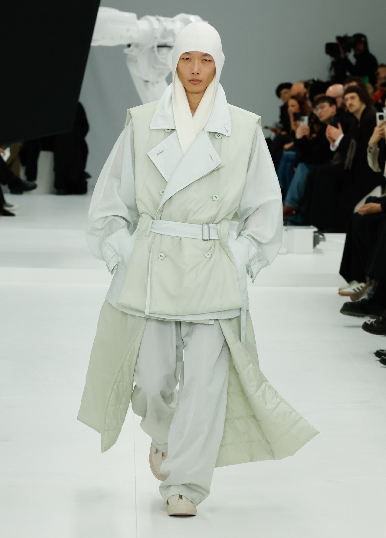 IM MEN AUTUMN WINTER 2025/26 コレクション 02 – isseymiyake.com