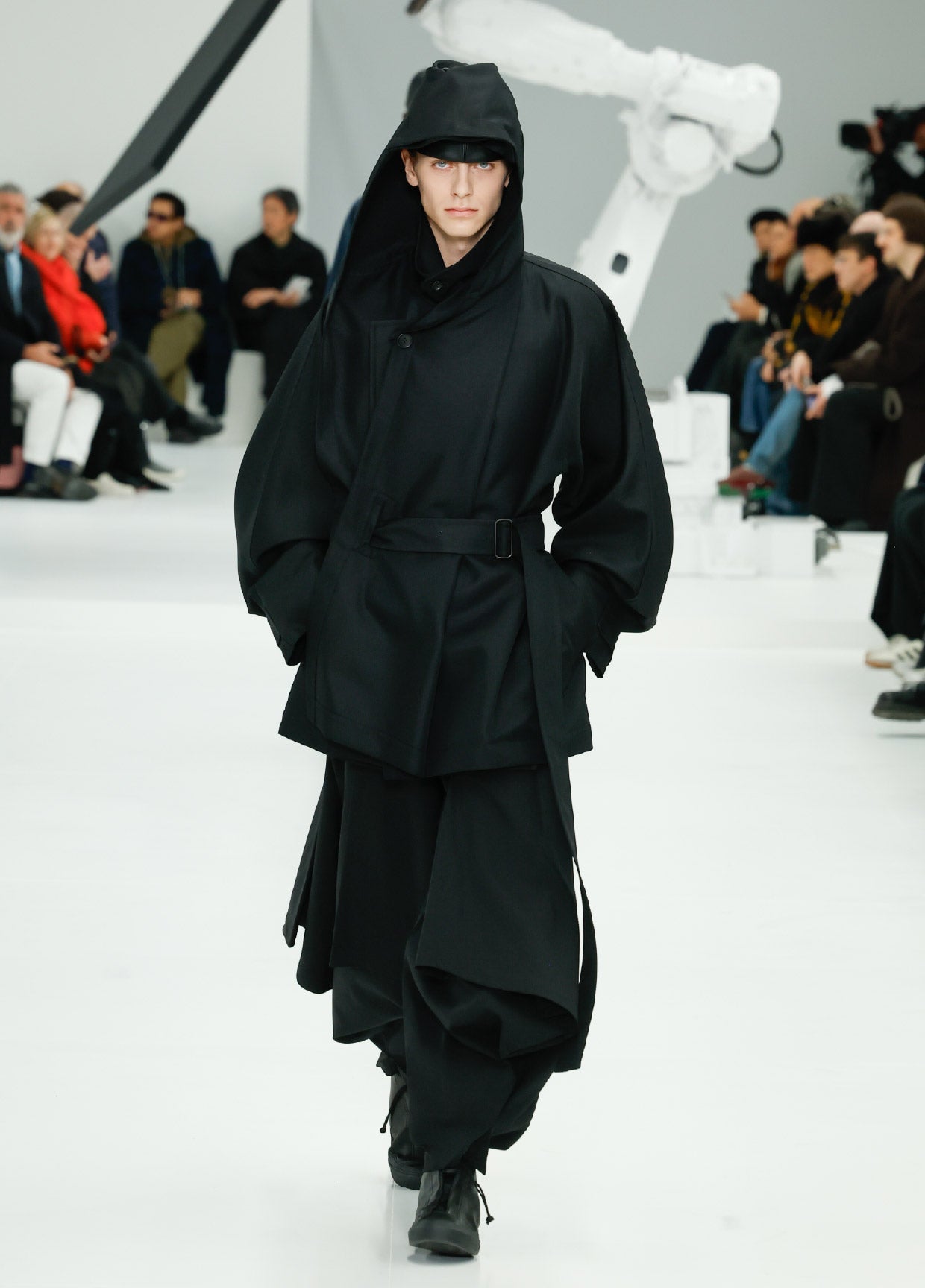 IM MEN AUTUMN WINTER 2025/26 コレクション 31 – isseymiyake.com