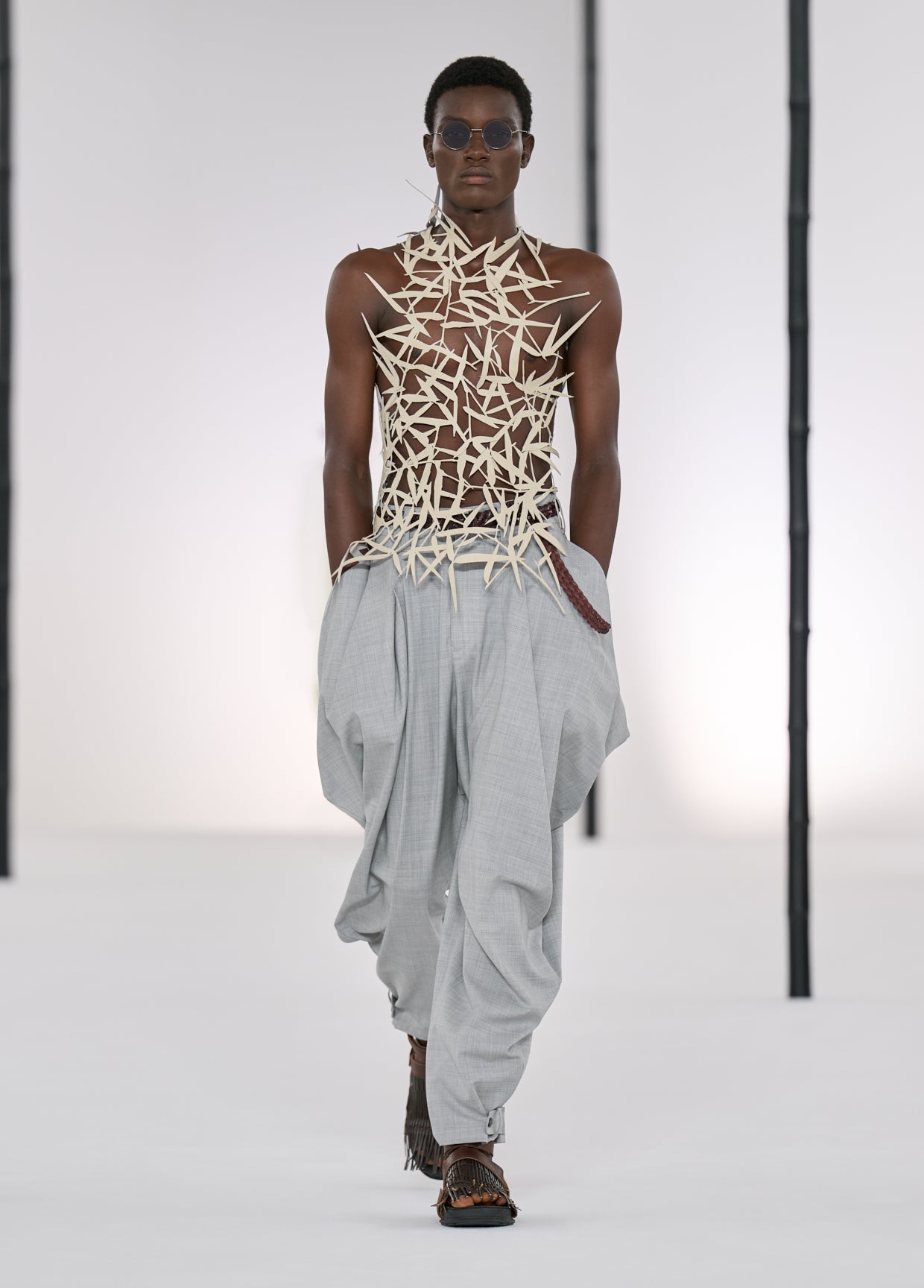 IM MEN SPRING SUMMER 2027 コレクション 25 – isseymiyake.com