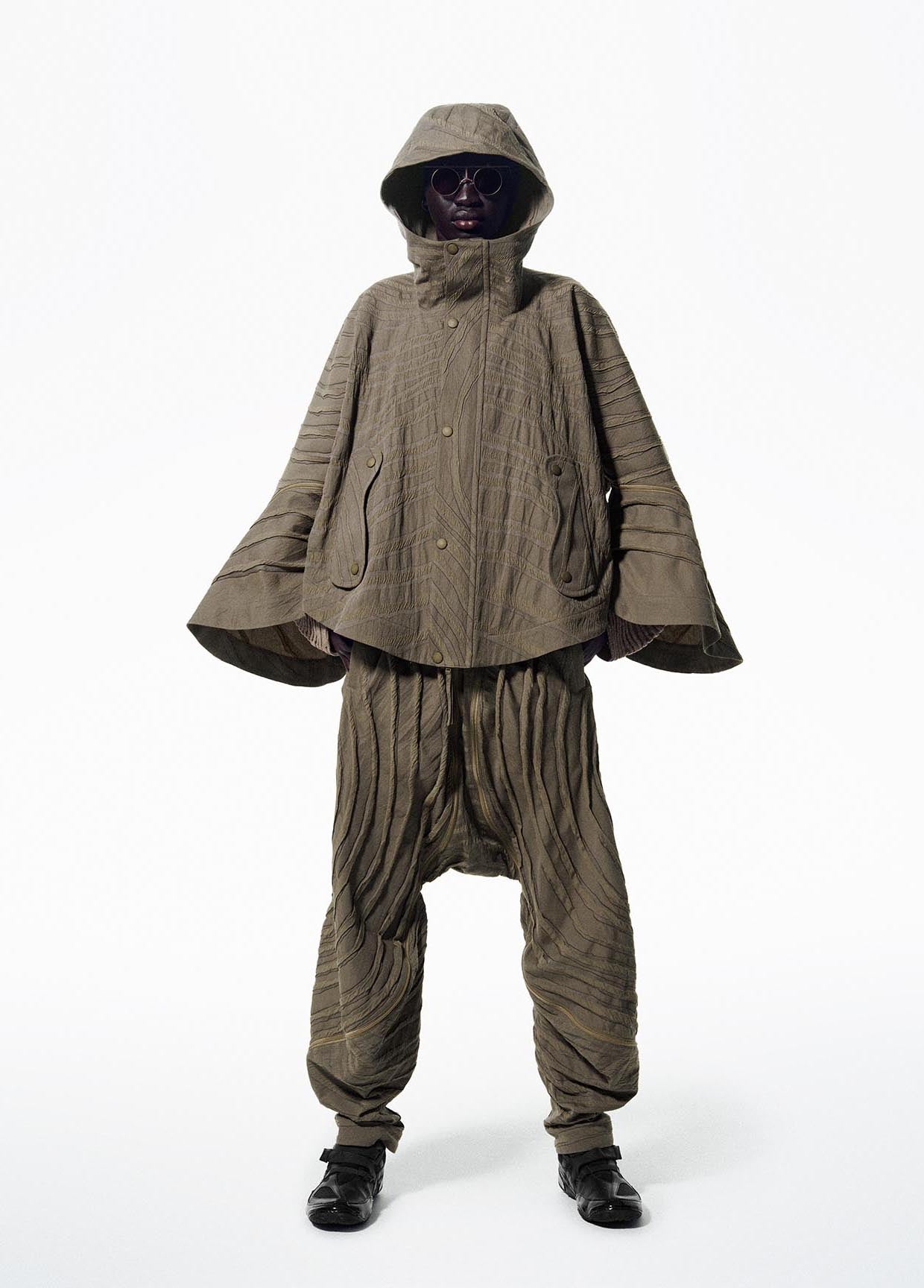 IM MEN LOOK 10 – isseymiyake.com