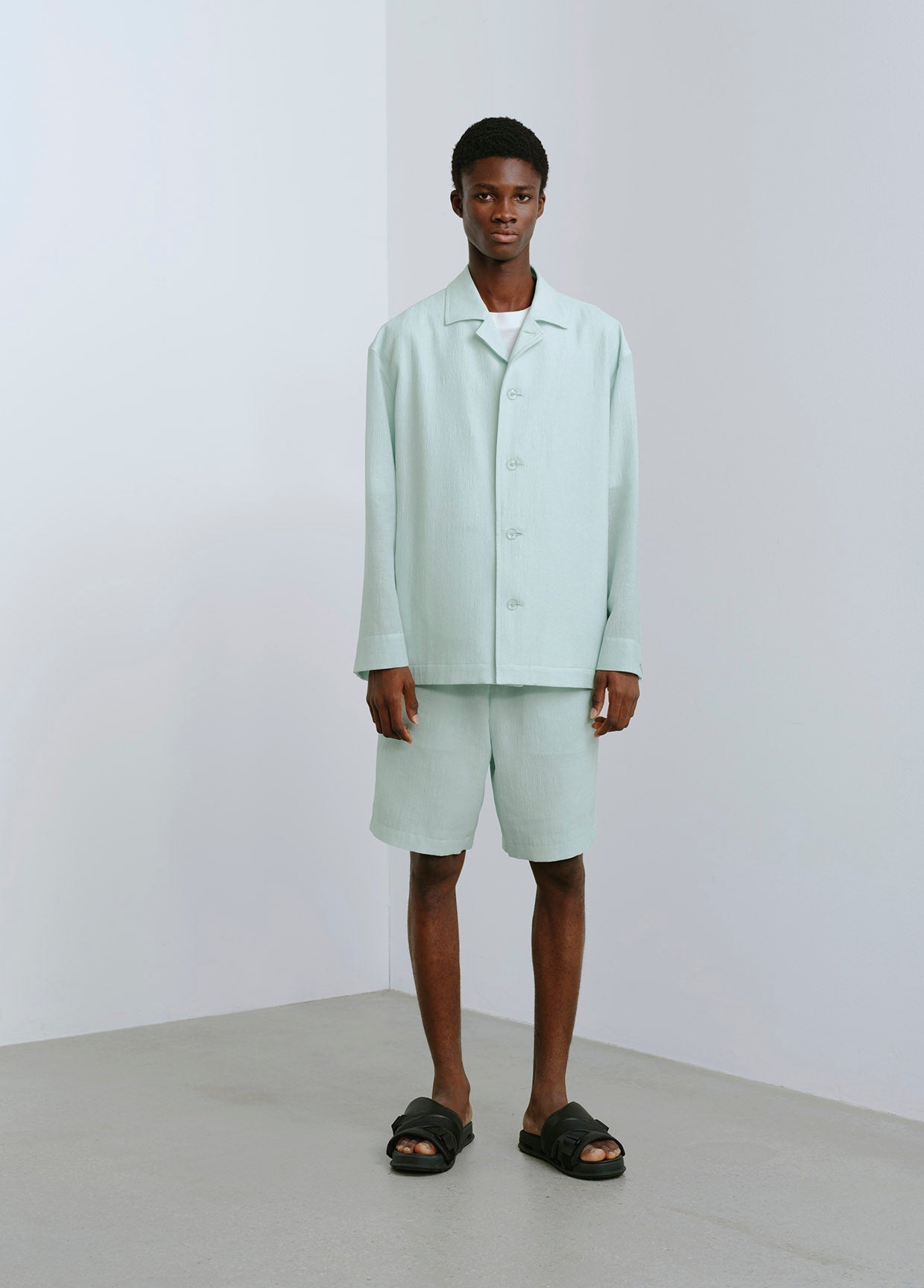 IM MEN LOOK 25 – isseymiyake.com