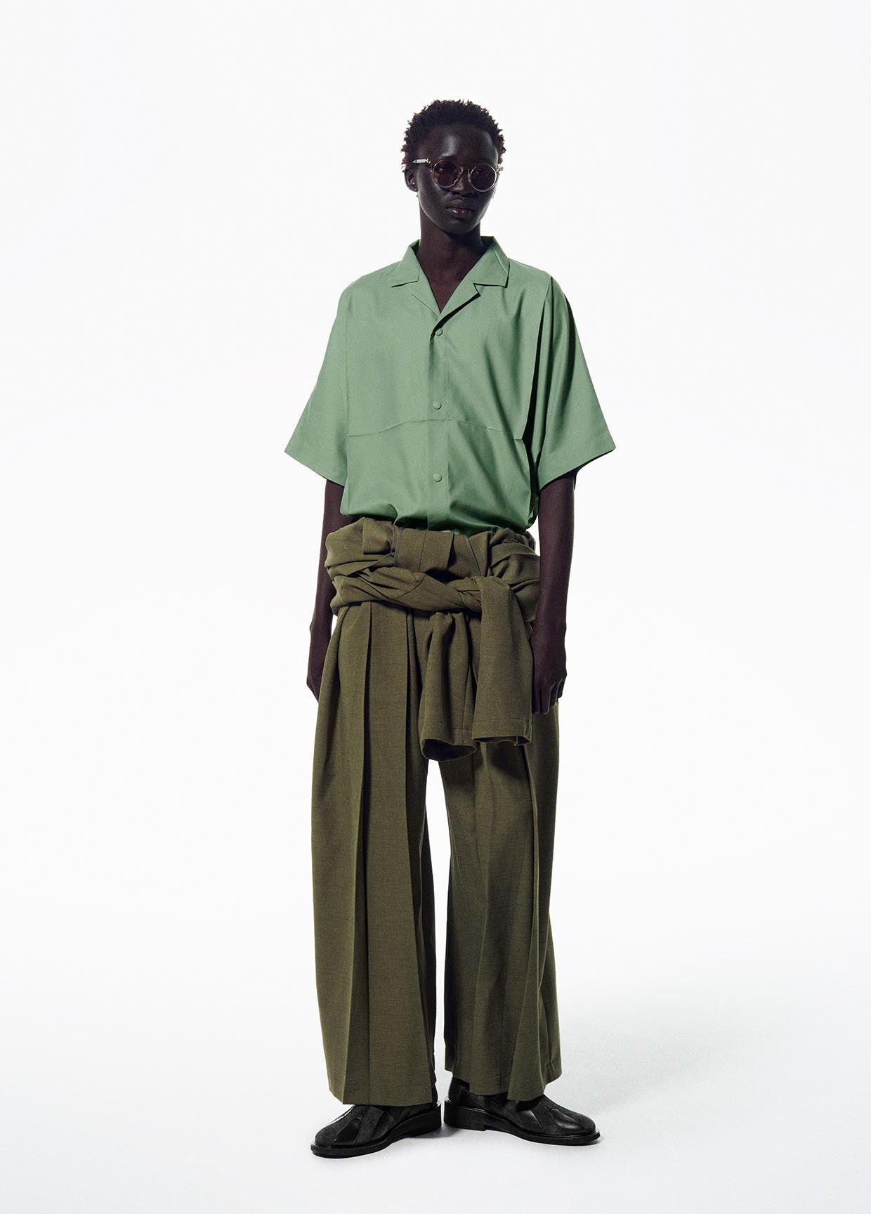 IM MEN LOOK 43 – isseymiyake.com