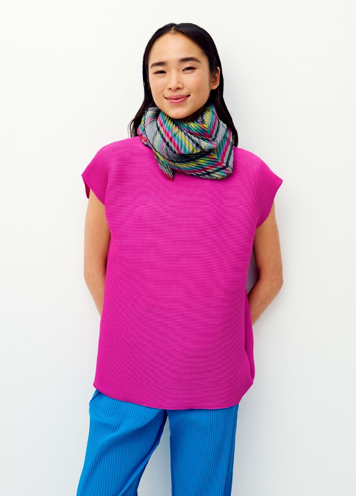 新品　me ISSEY MIYAKE シワ加工ピンク長袖トップス 新品 me ISSEY MIYAKE シワ加工ピンク長袖トップス（中古・古着