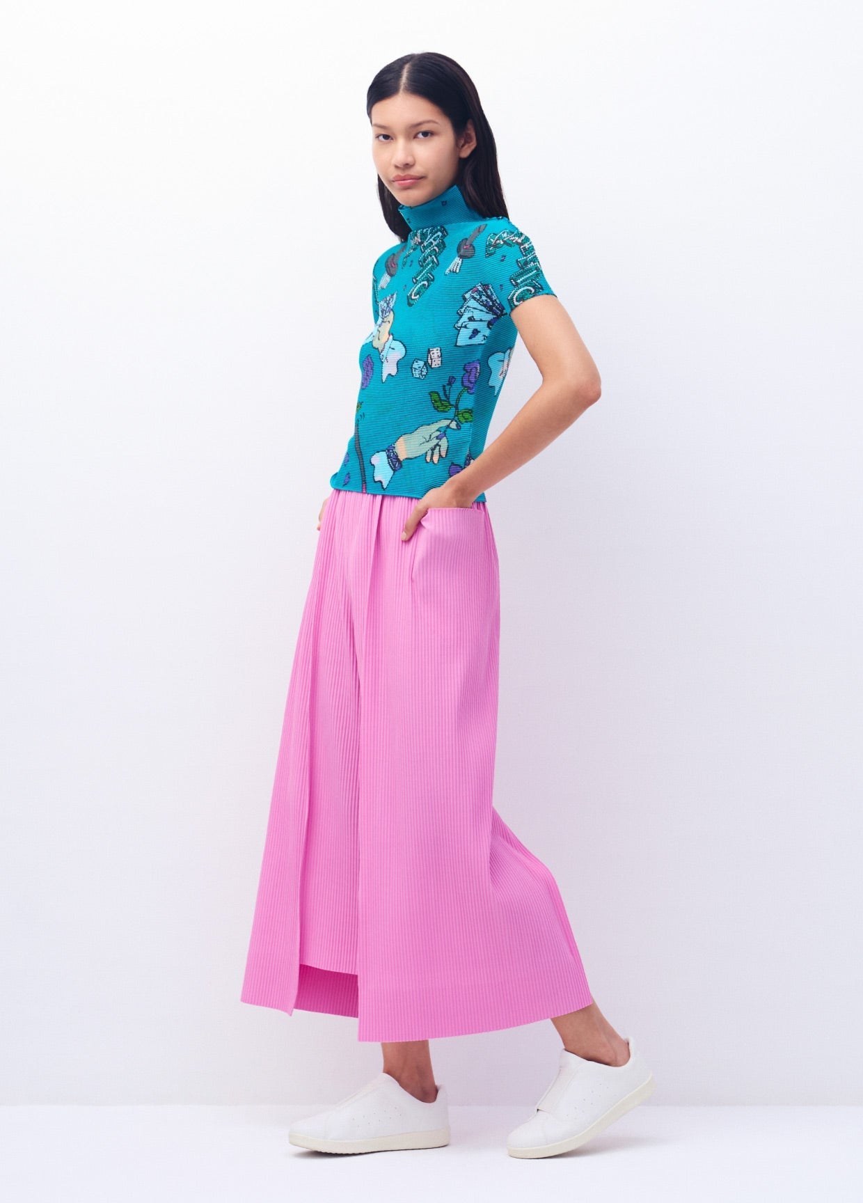 me ISSEY MIYAKE LOOK 20 – isseymiyake.com