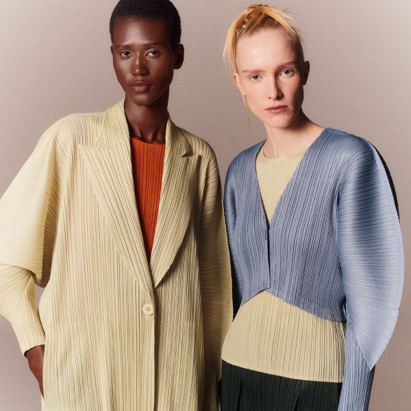 アイテムのご紹介「MONTHLY COLORS : DECEMBER」 – isseymiyake.com