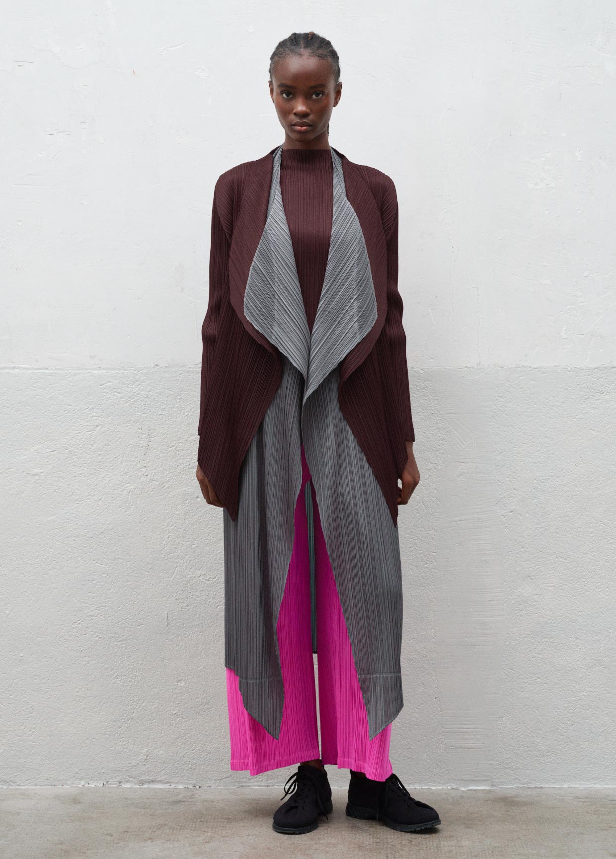 PLEATS PLEASE ISSEY MIYAKE LOOK 01 – isseymiyake.com