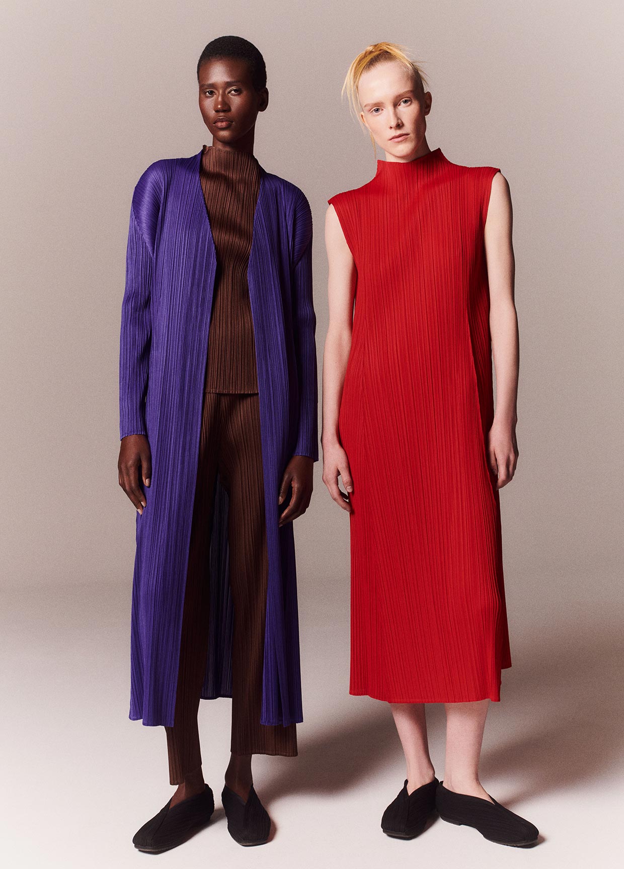 PLEATS PLEASE ISSEY MIYAKE LOOK 37 – isseymiyake.com