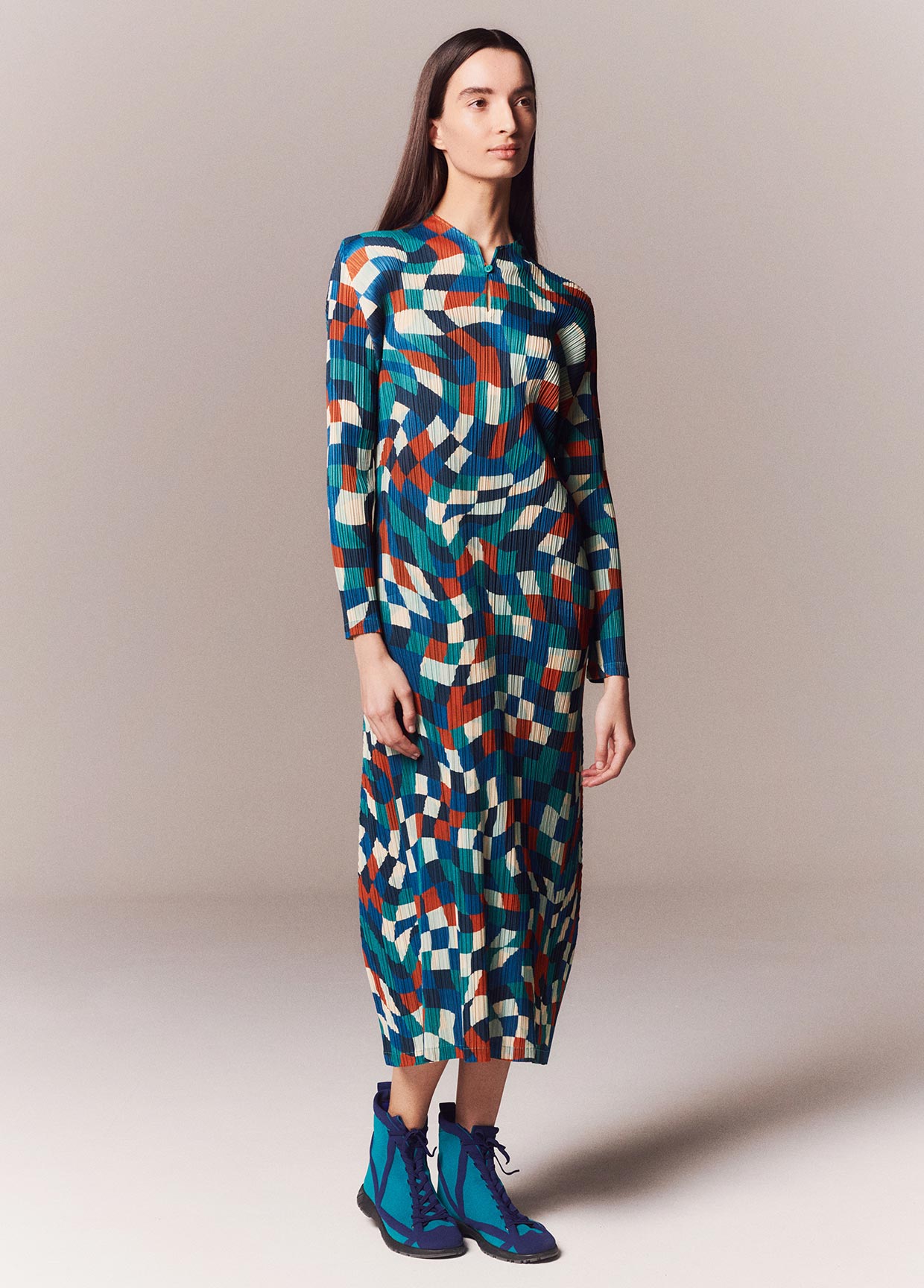 【今週限り最終値下げ】美品PLEATS PLEASE ISSEY MIYAKE PLEATS PLEASE ISSEY MIYAKE LOOK 32 – isseymiyake.com