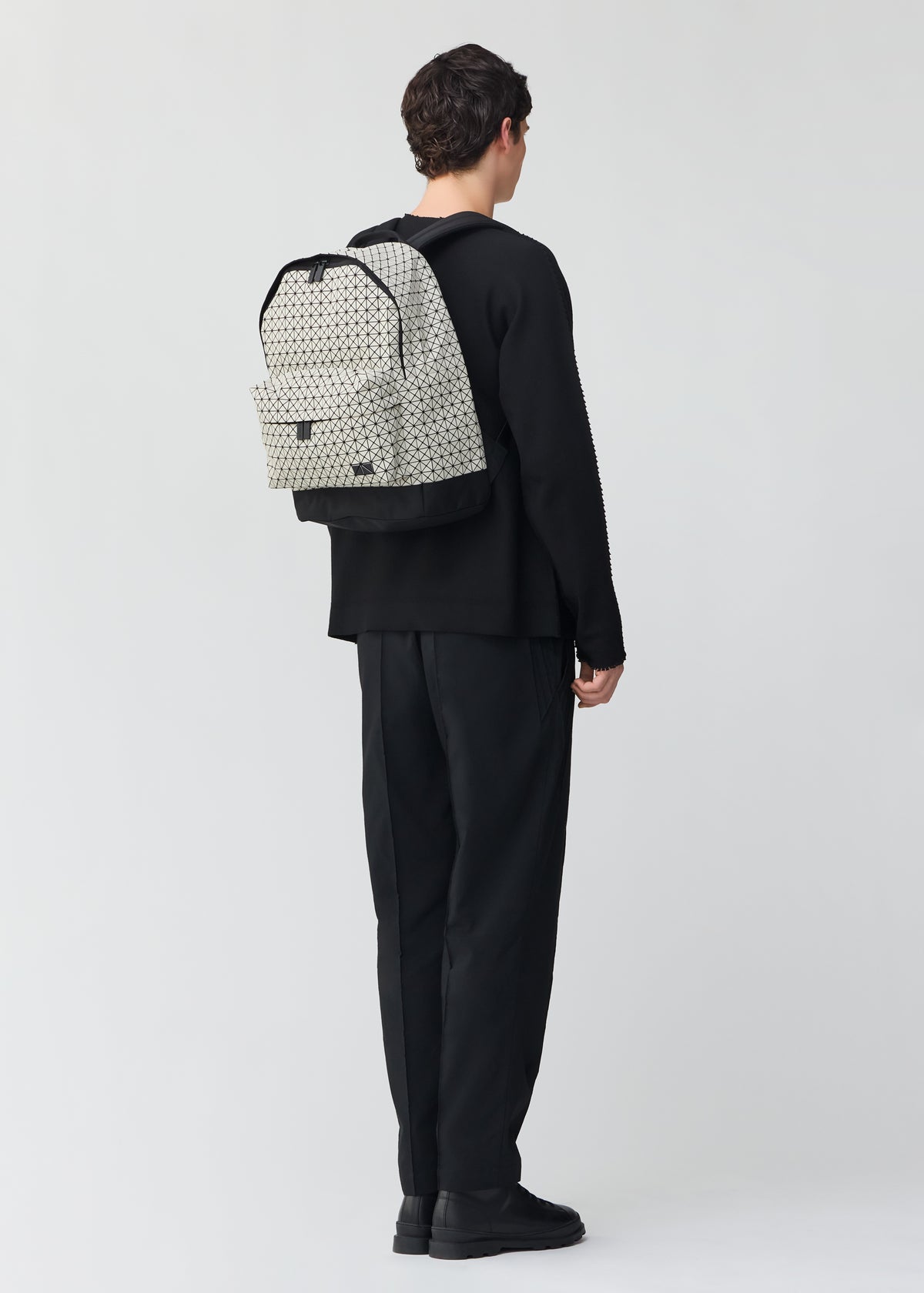 DAYPACK、バッグ&財布_バックパック、着用画像1