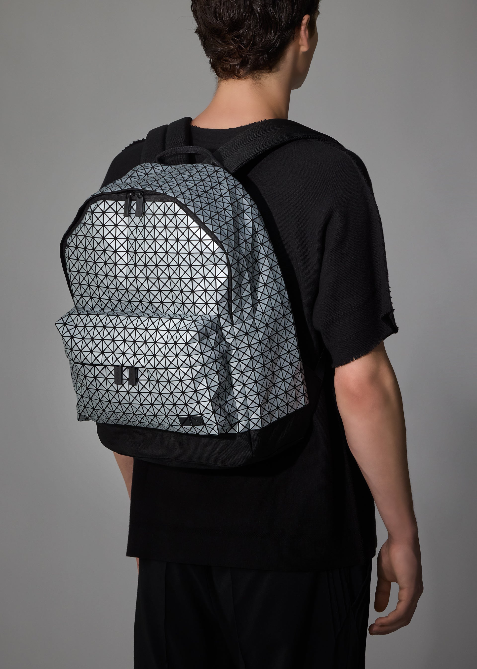 DAYPACK REFLECTOR、バッグ&財布_バックパック、着用画像3
