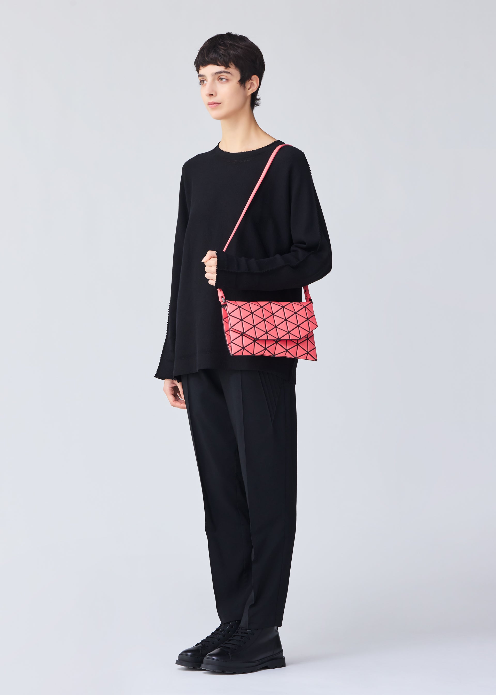 TONNEAU MATTE、バッグ&財布_ショルダーバッグ、着用画像1