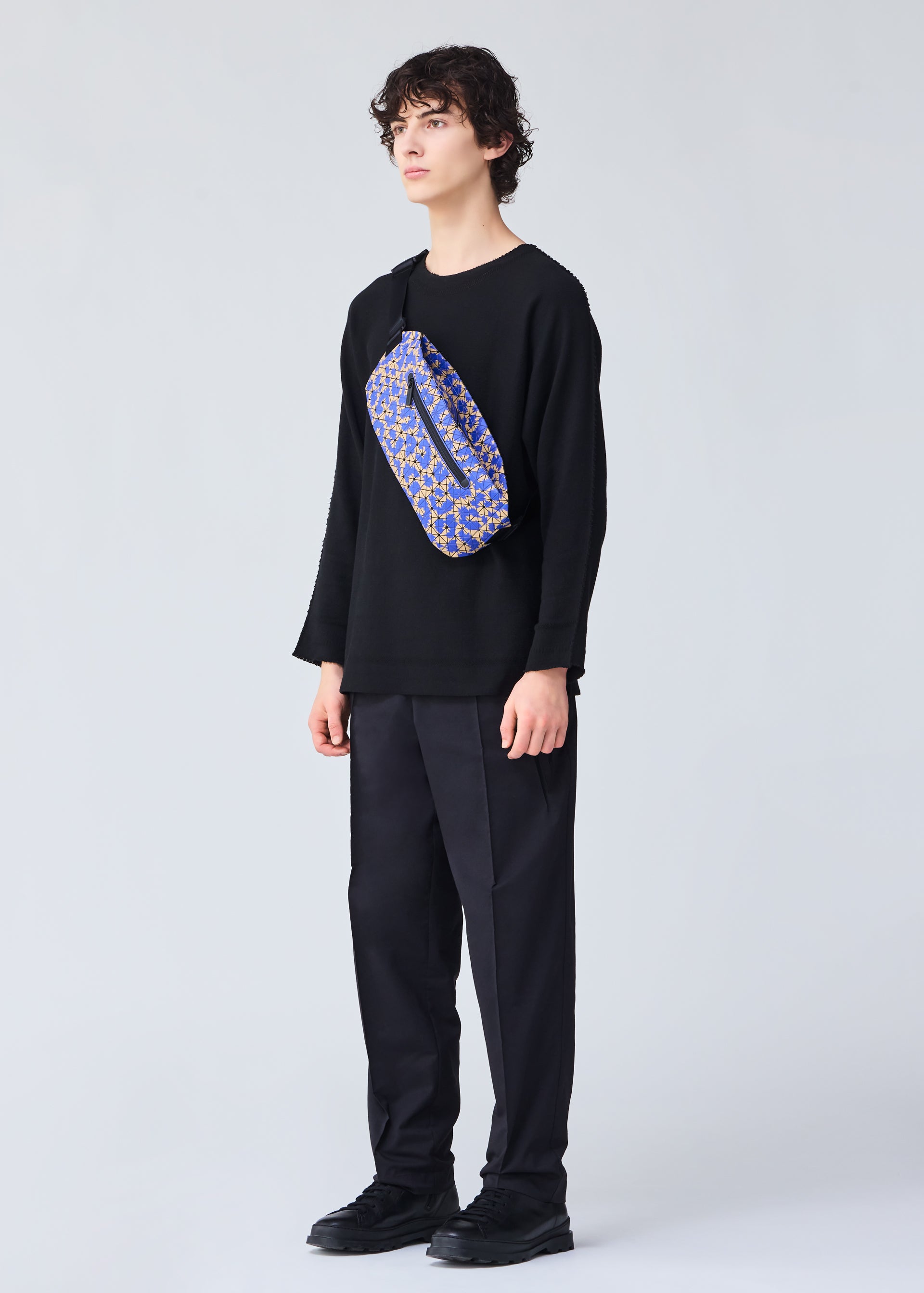 BATON DAPPLE、バッグ&財布_ショルダーバッグ、着用画像1