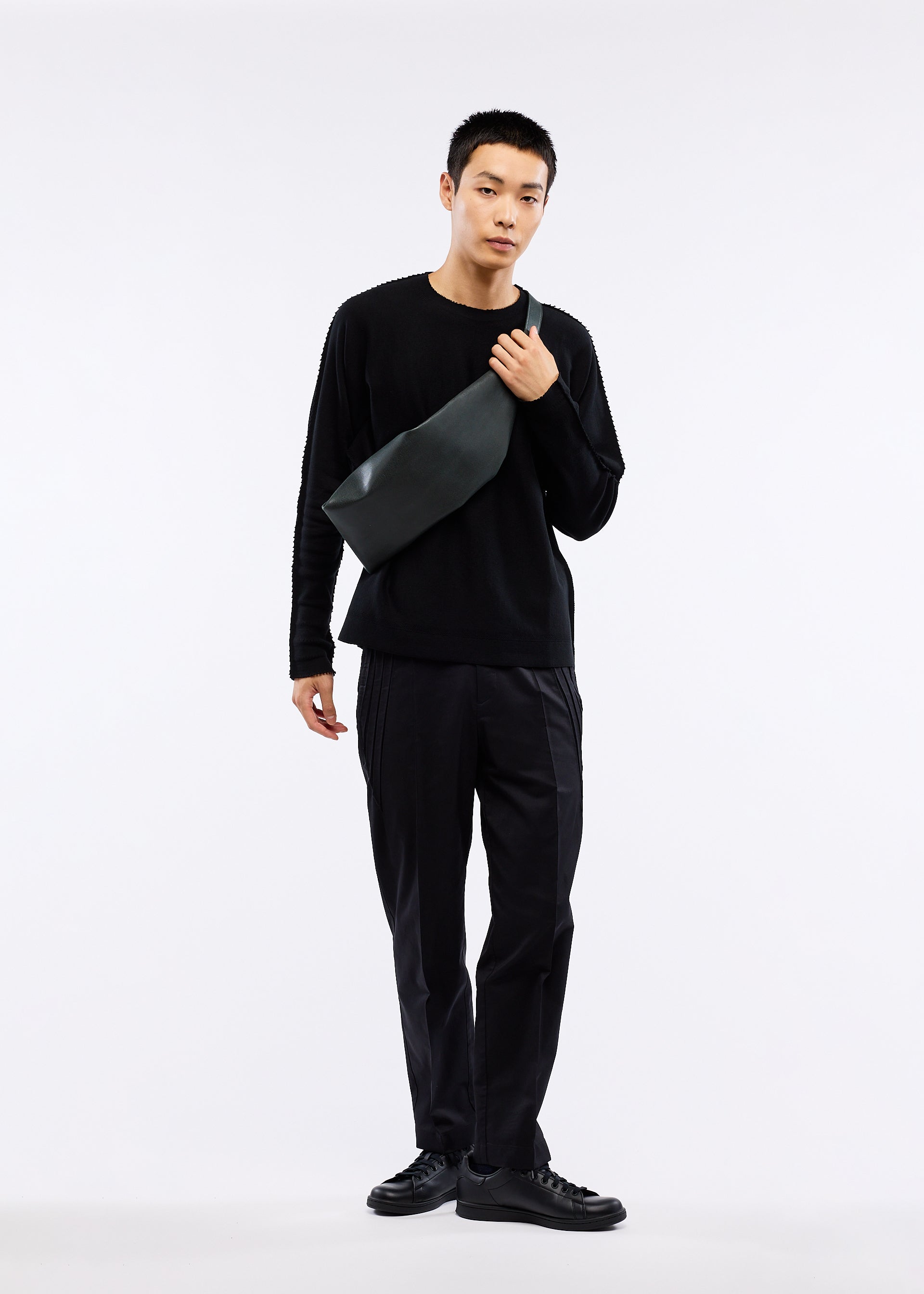 LEAF、バッグ&財布_ショルダーバッグ、着用画像4
