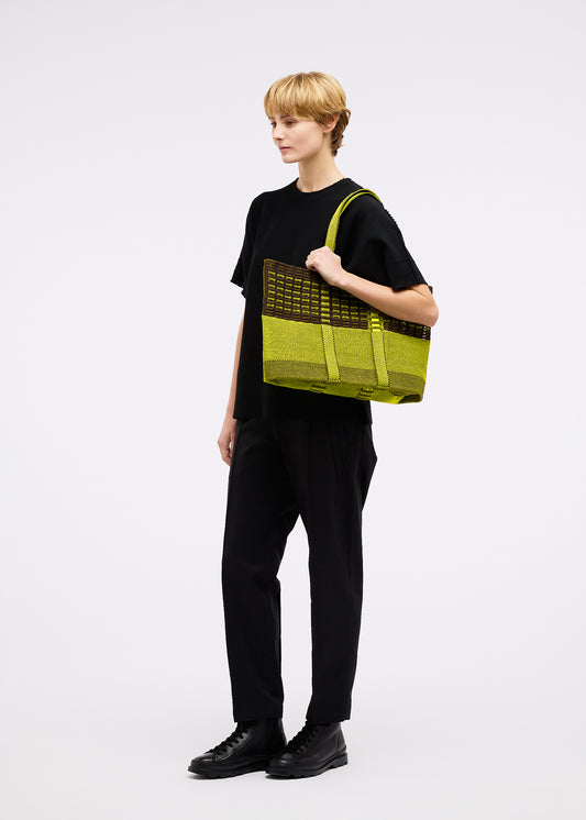 MOKKO TOTE MIX、バッグ&財布_トートバッグ、着用画像1