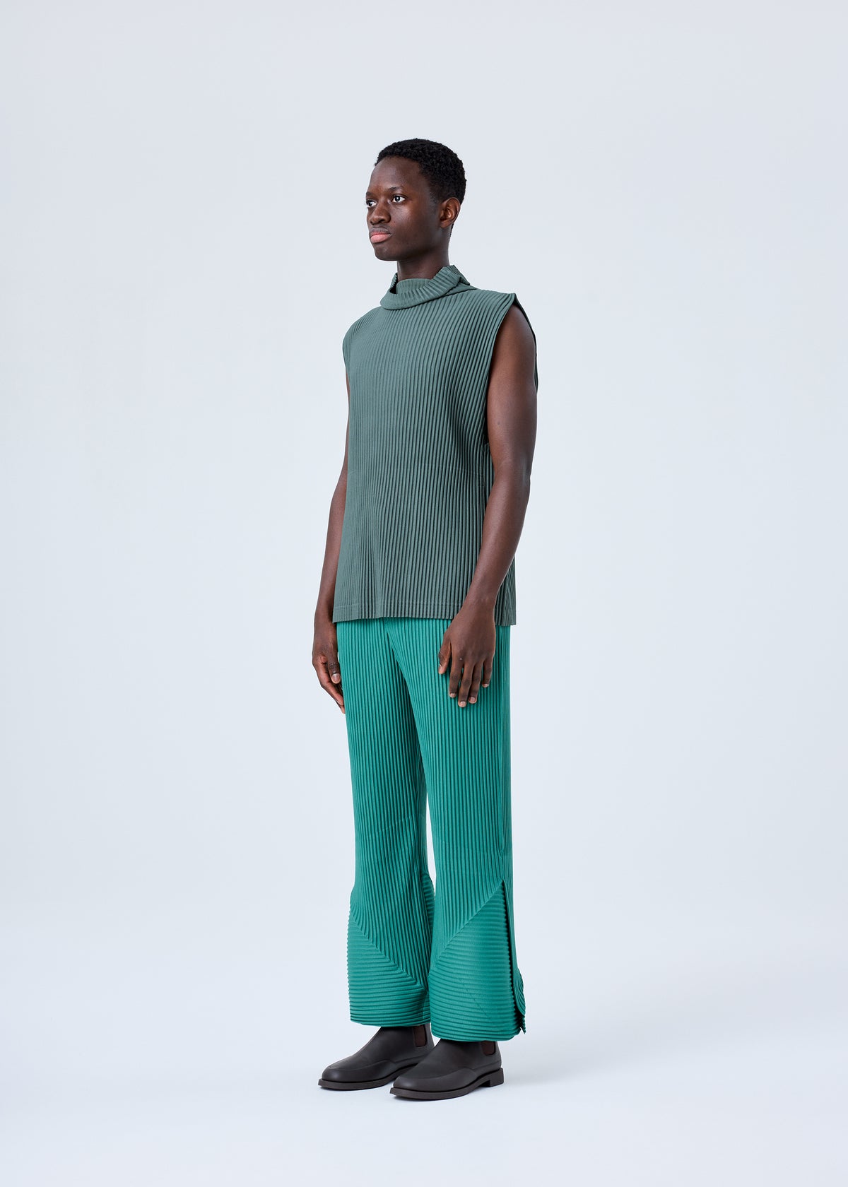 PLEATS BOTTOMS 2、メンズ_パンツ、着用画像2
