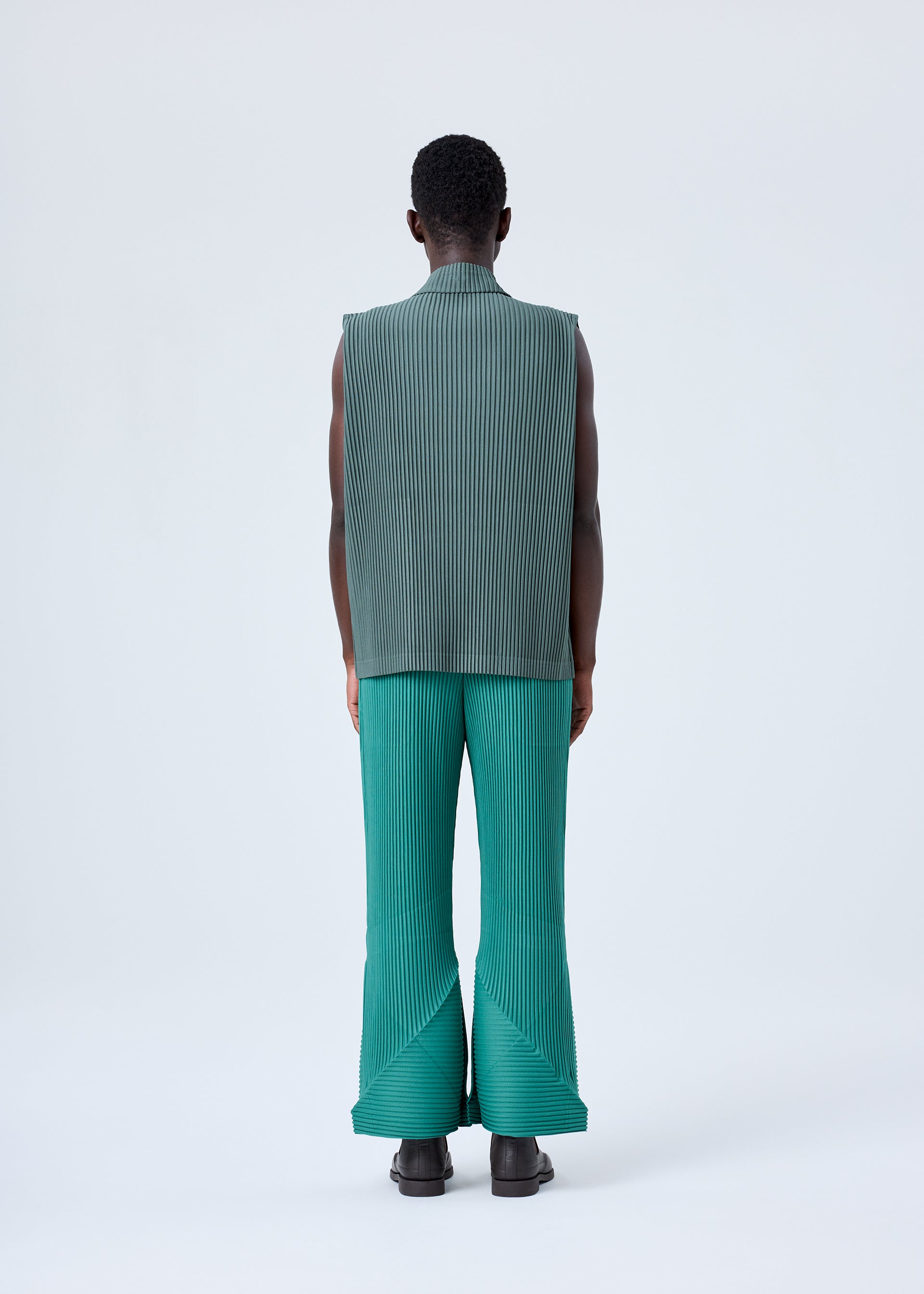 PLEATS BOTTOMS 2、メンズ_パンツ、着用画像3
