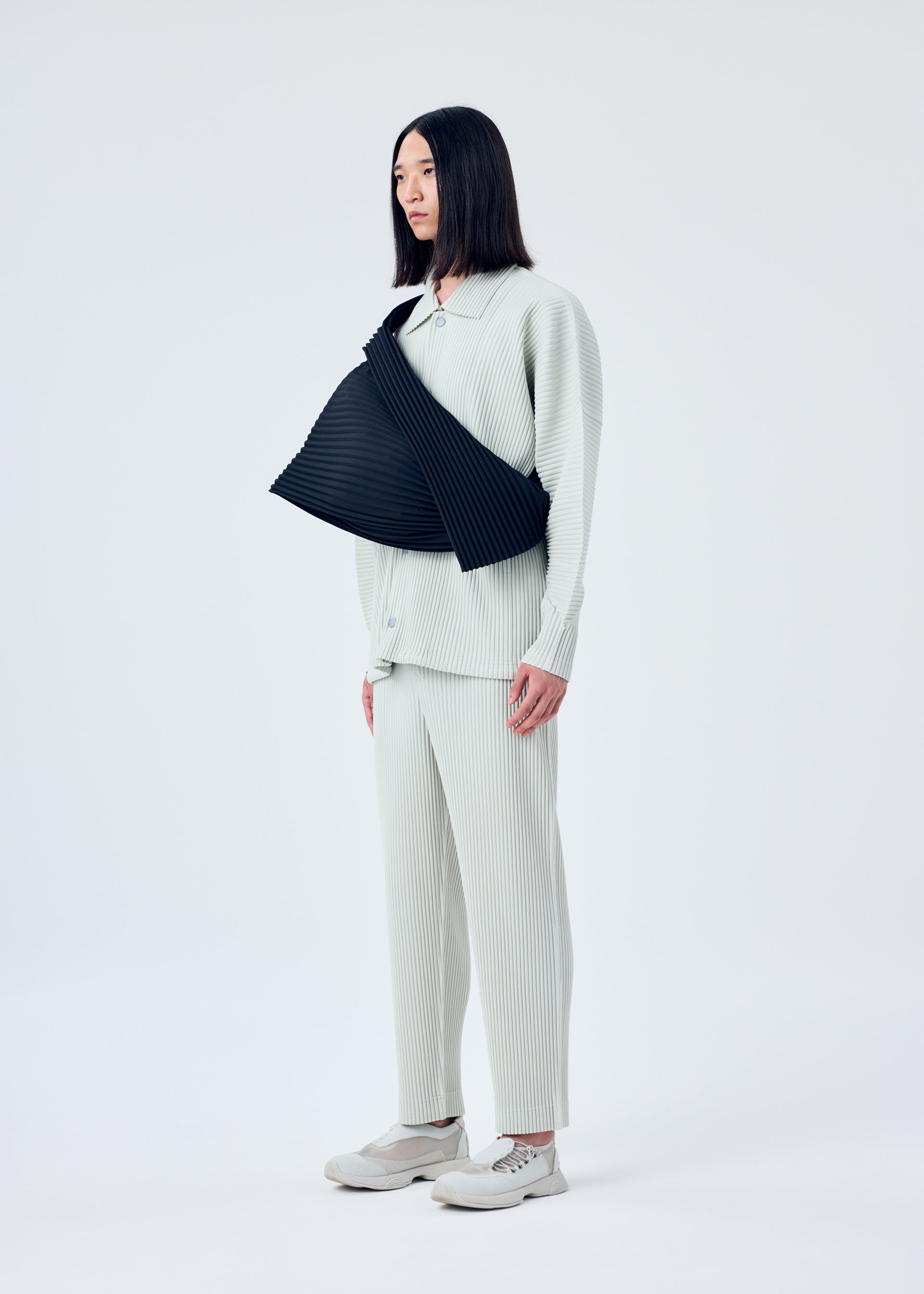 OVERLAP、バッグ&財布_ショルダーバッグ、着用画像1