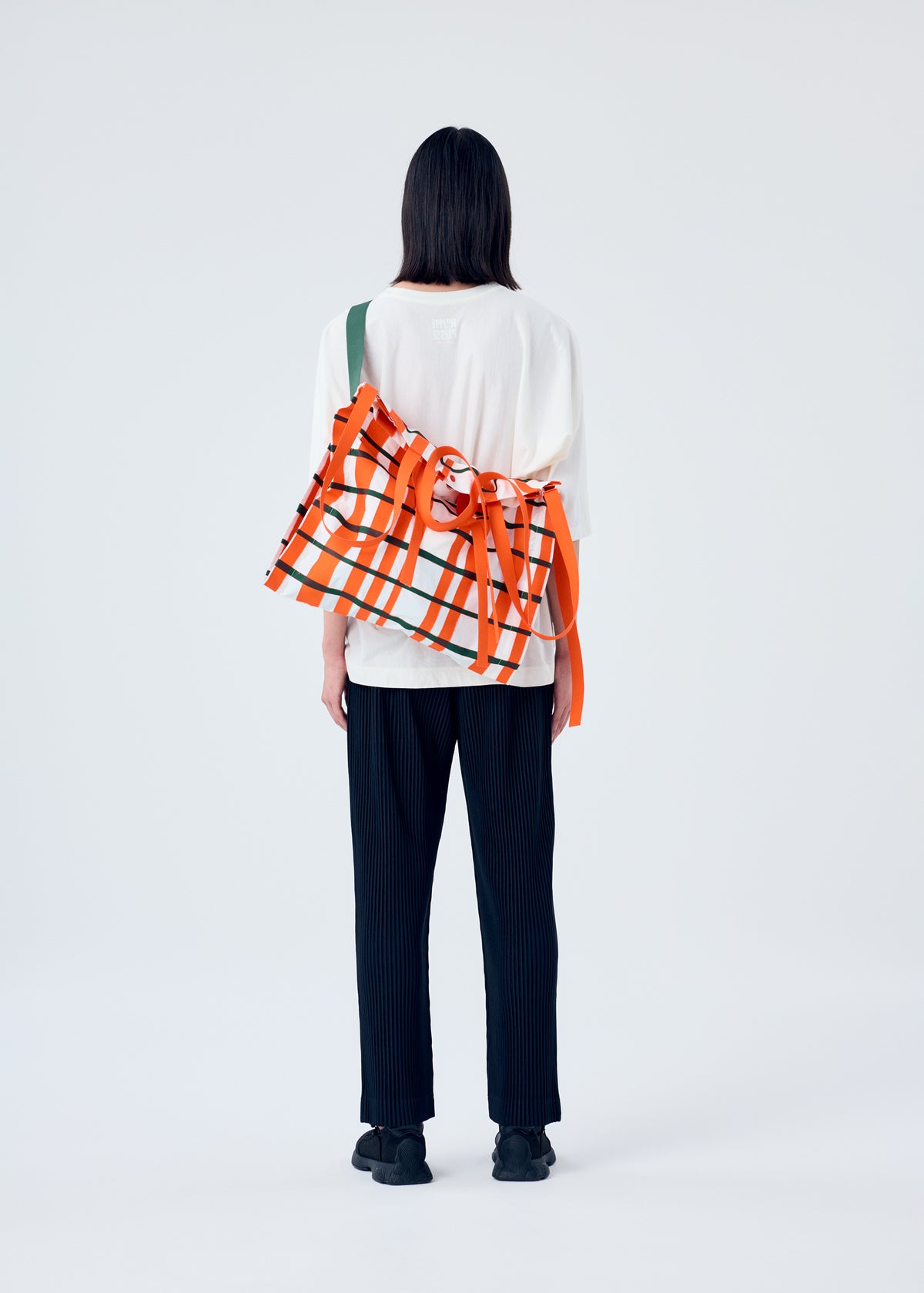 WINDSWEPT PLAID BAG、バッグ&財布_トートバッグ、着用画像2