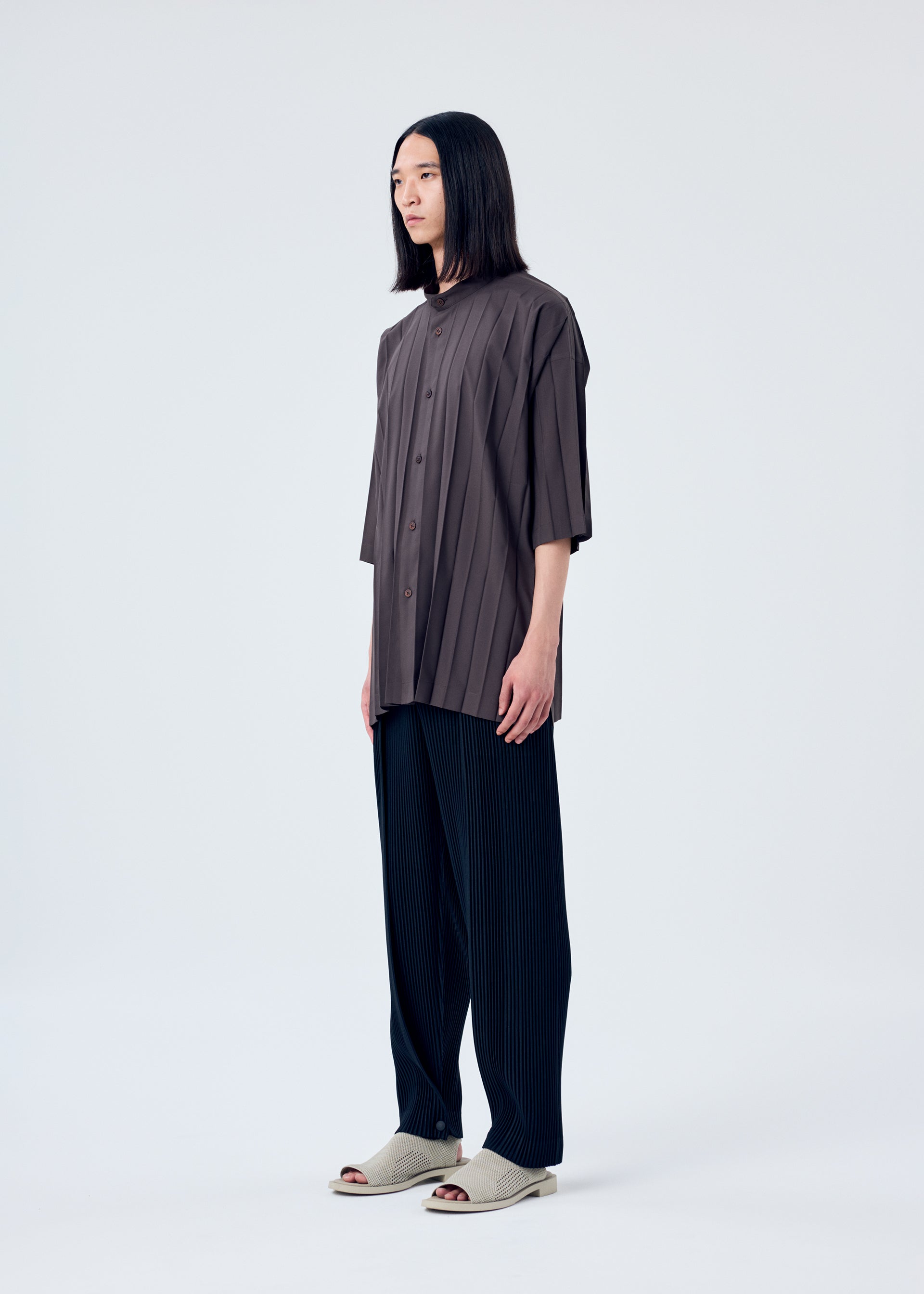 PLEATS BOTTOMS 1、メンズ_パンツ、着用画像2