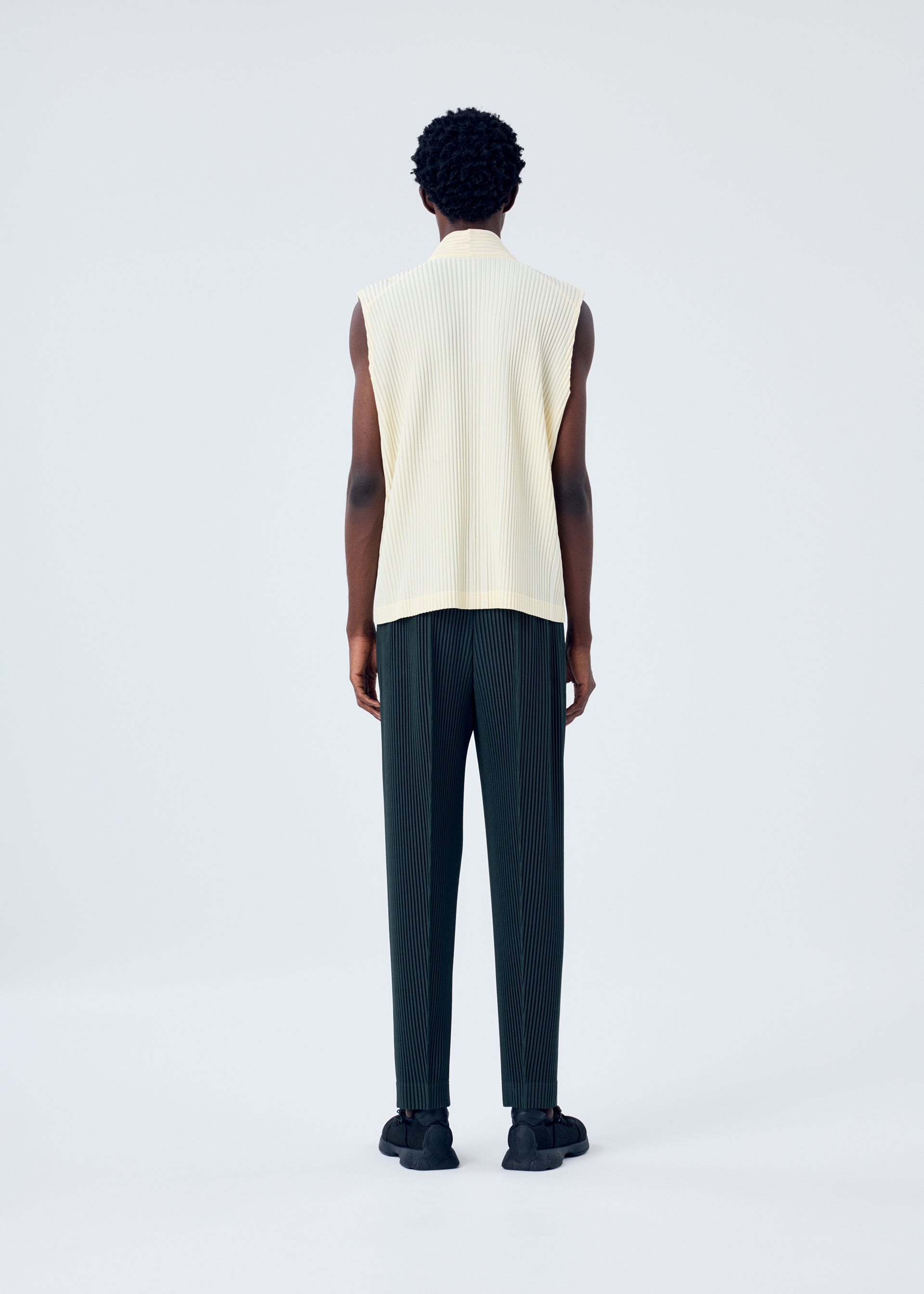 PLEATS BOTTOMS 2、メンズ_パンツ、着用画像3