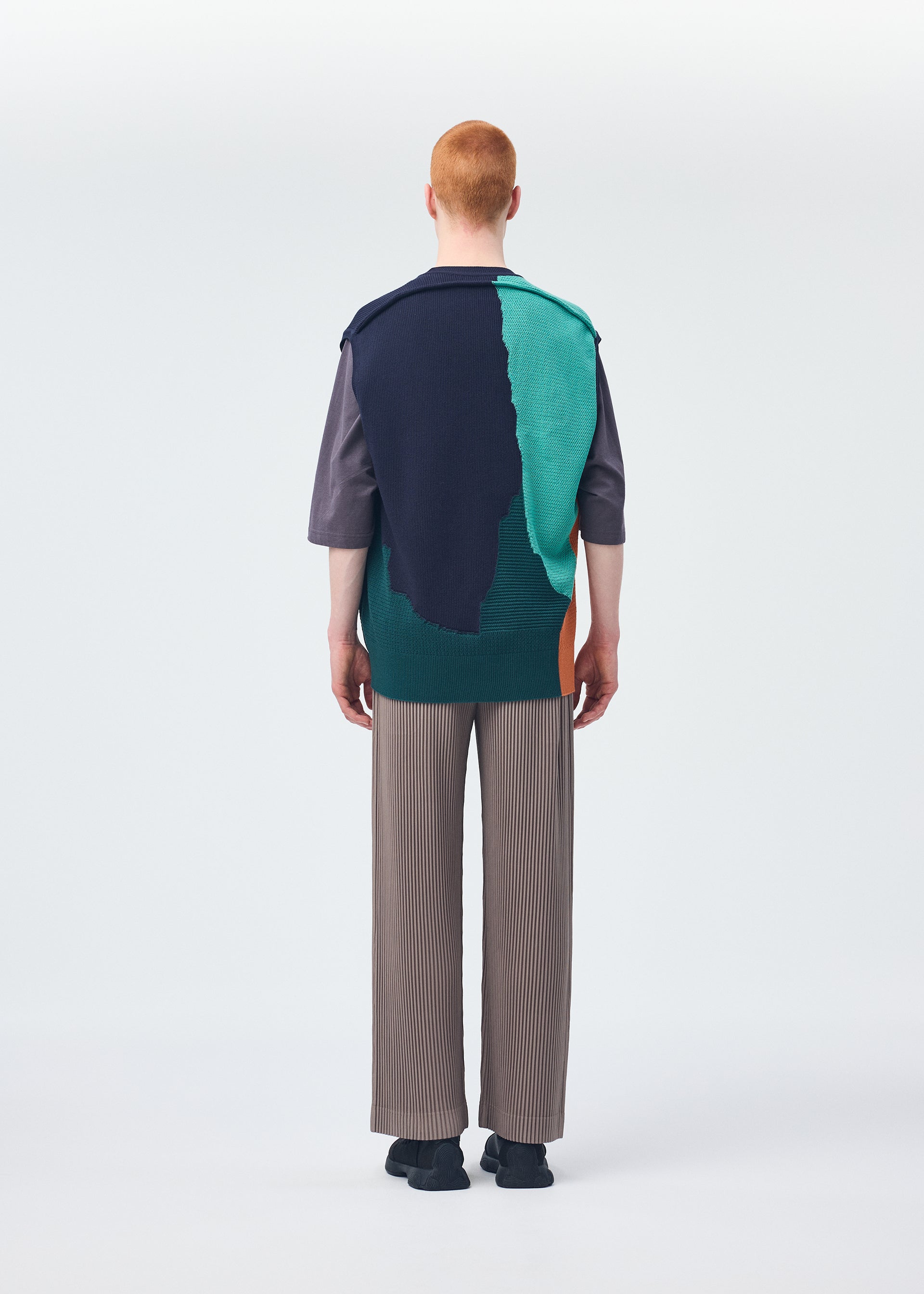 AGATE KNIT、メンズ_ニット、着用画像3