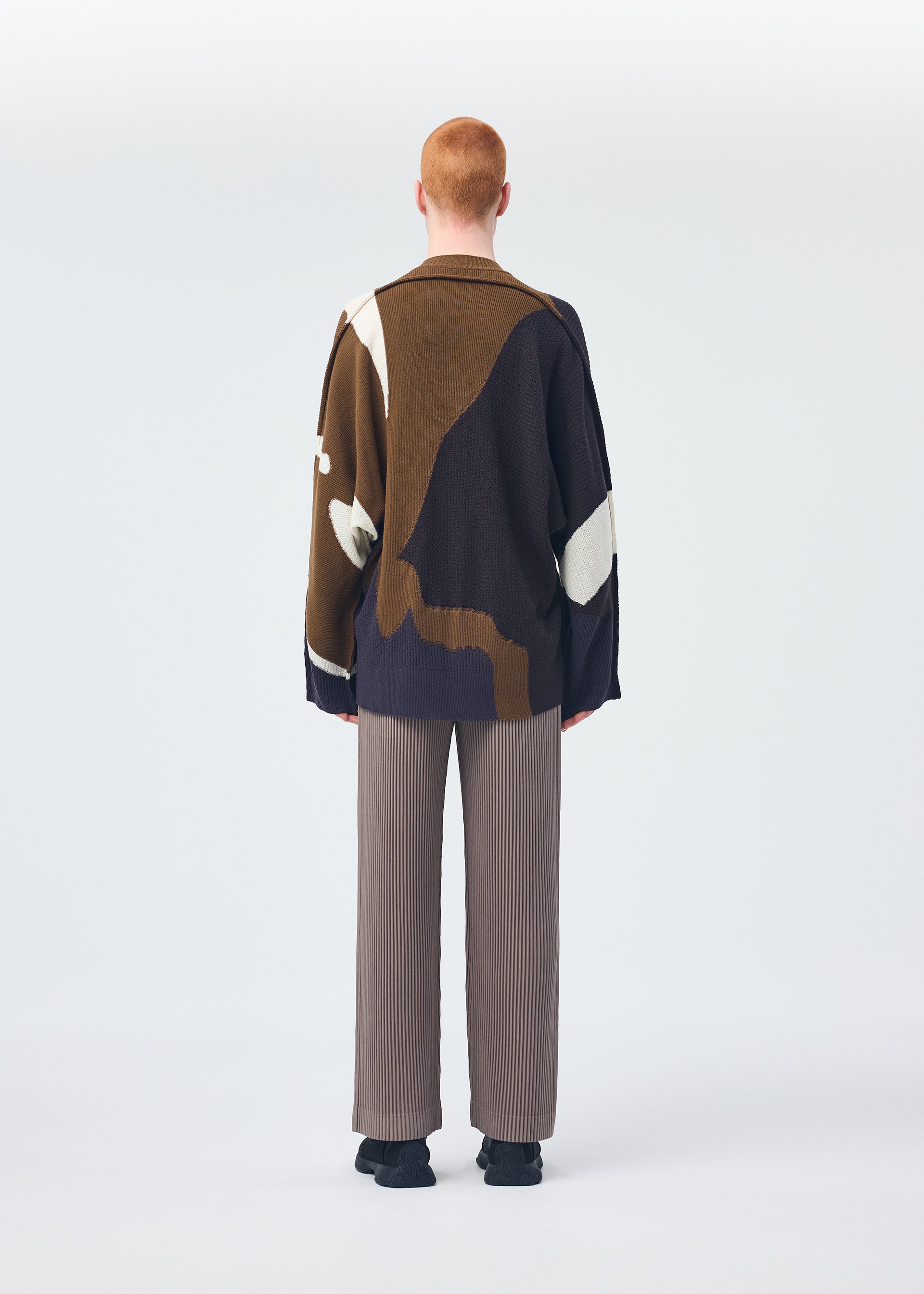 AGATE KNIT、メンズ_ニット、着用画像3