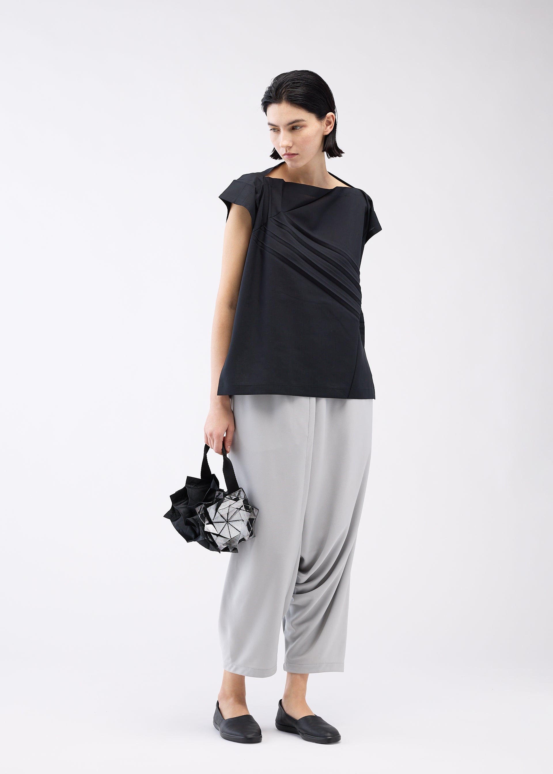 132 5. STANDARD BAG、バッグ&財布_ハンドバッグ、着用画像1