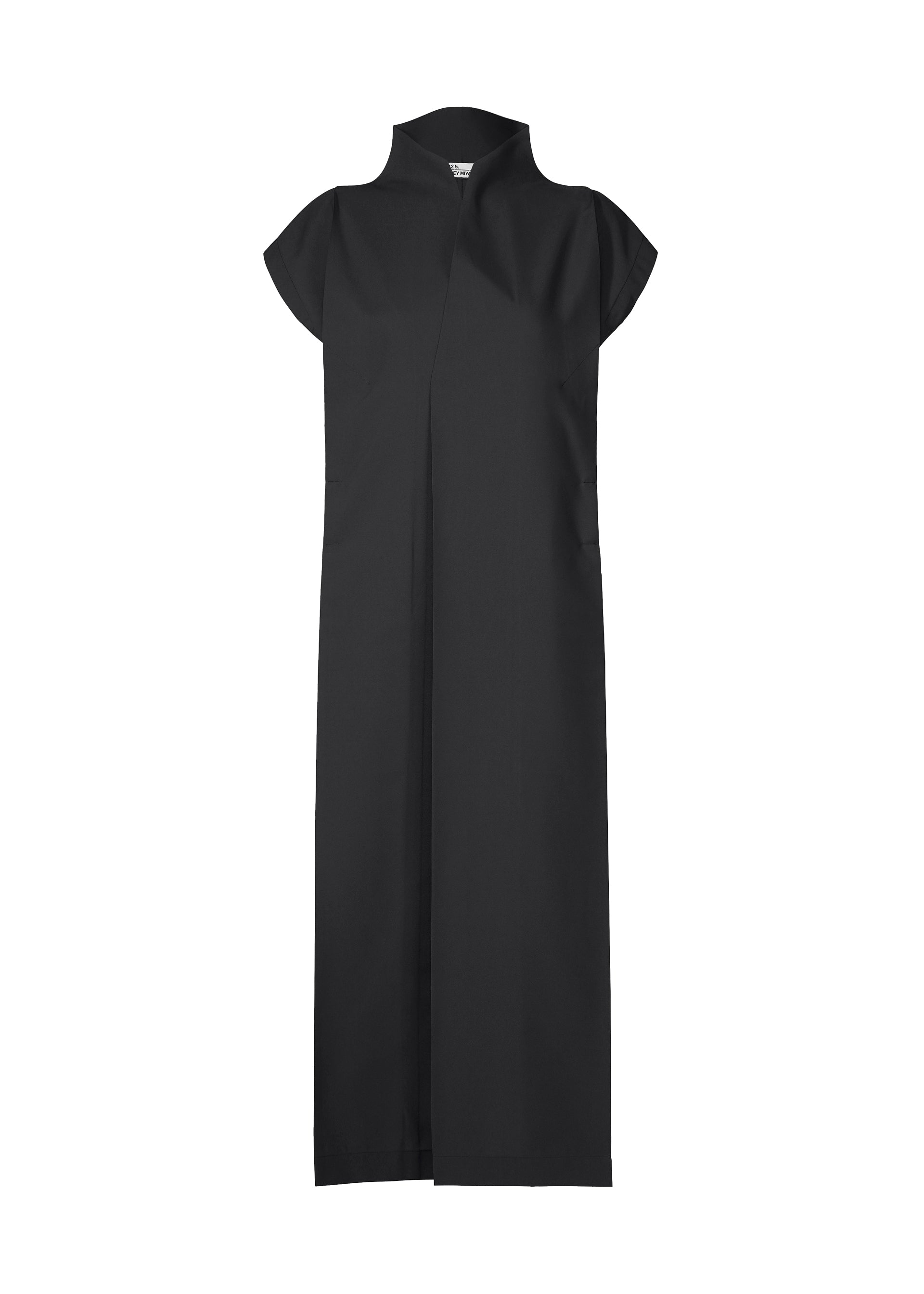 132 5. FLAT 1 – isseymiyake.com